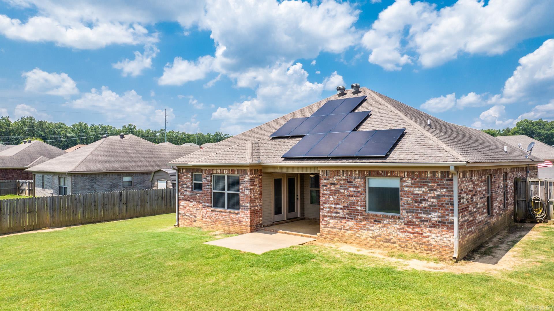 CROSS CREEK - Residential