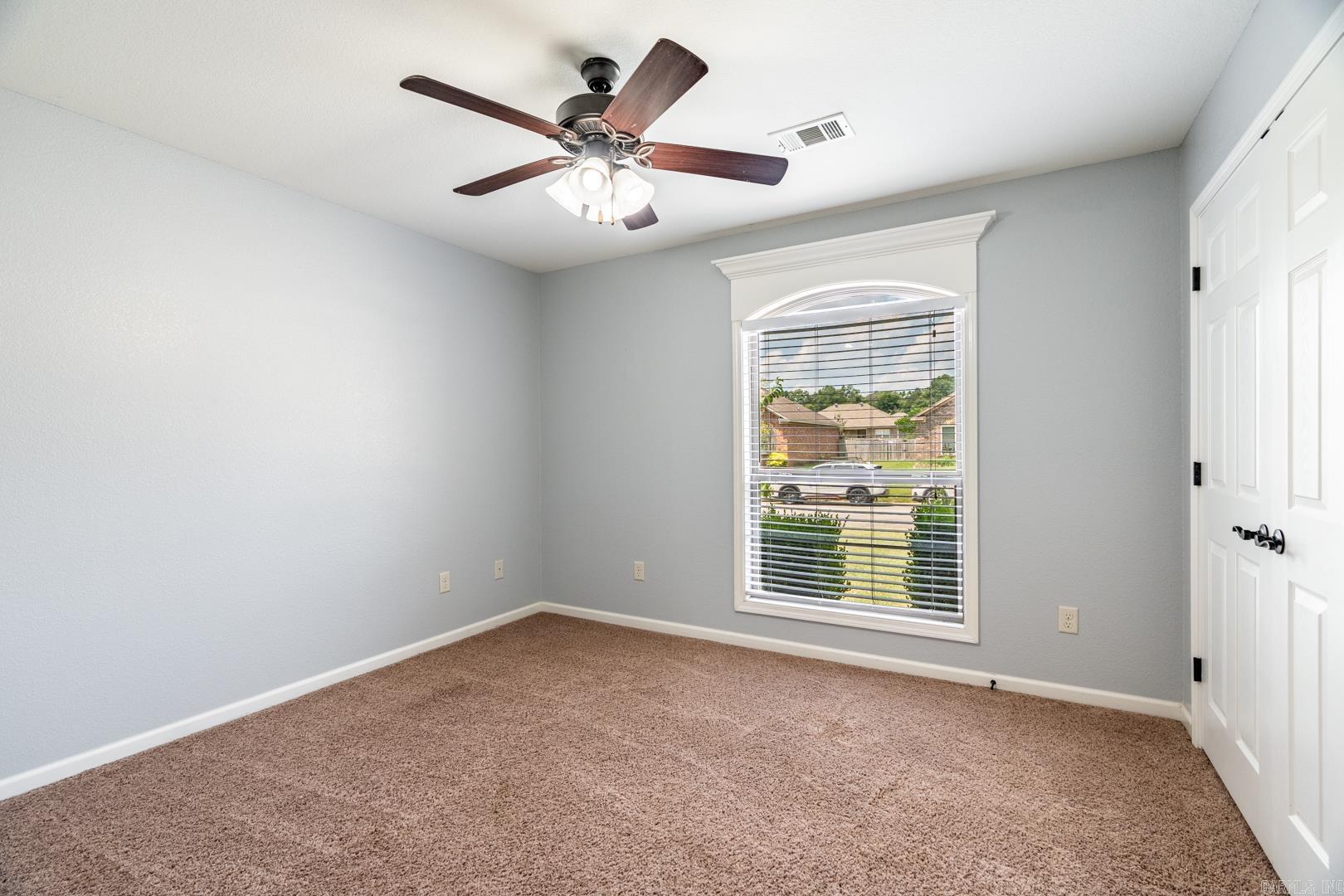 CROSS CREEK - Residential