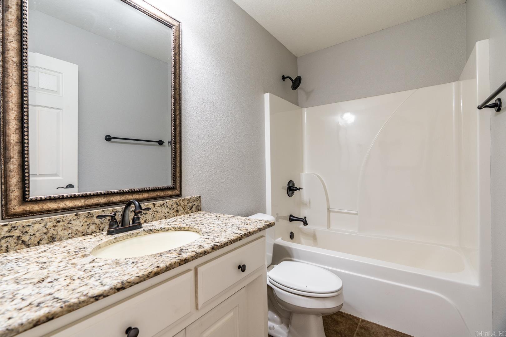 CROSS CREEK - Residential