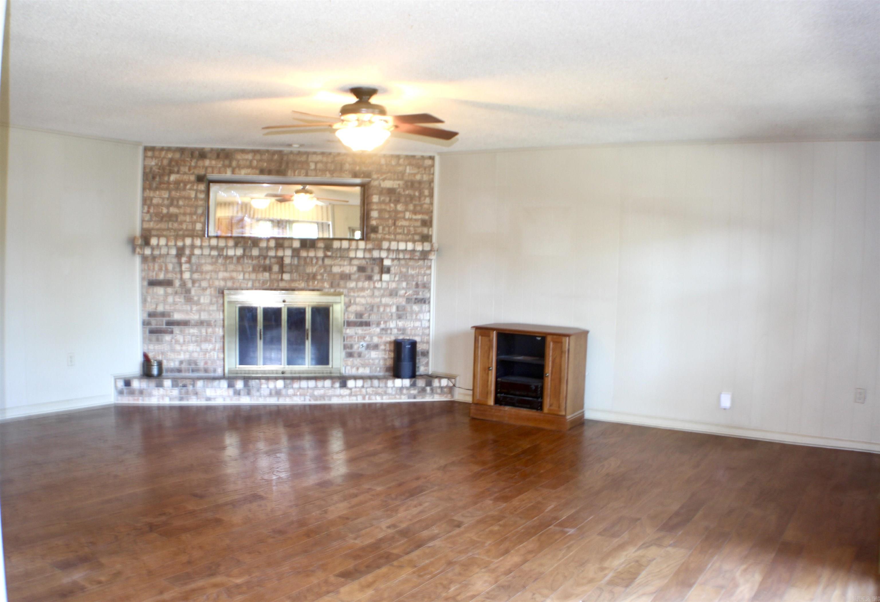 KINGSPARK TO COOK MTN VIL - Residential