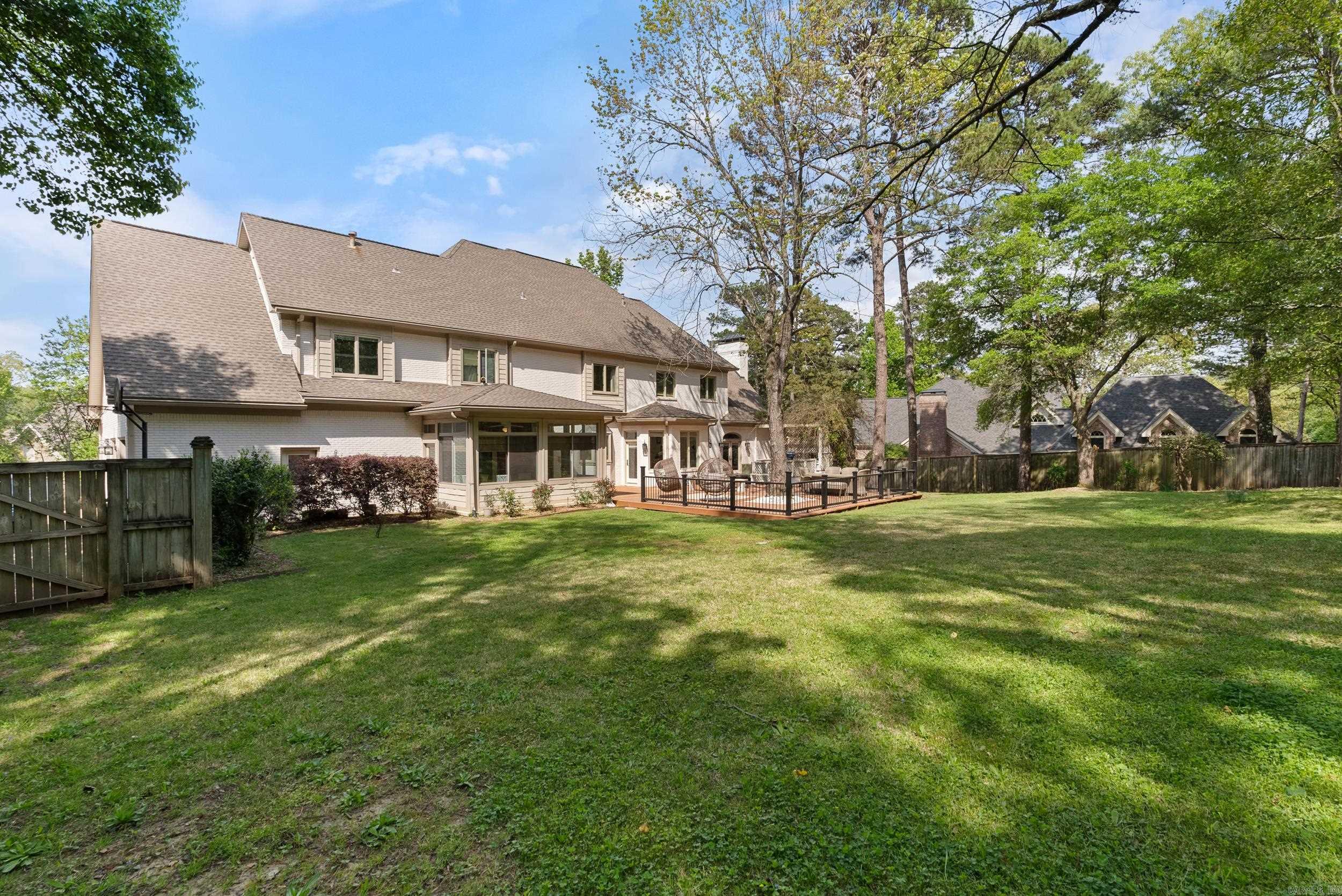 CHENAL RIDGE - Residential