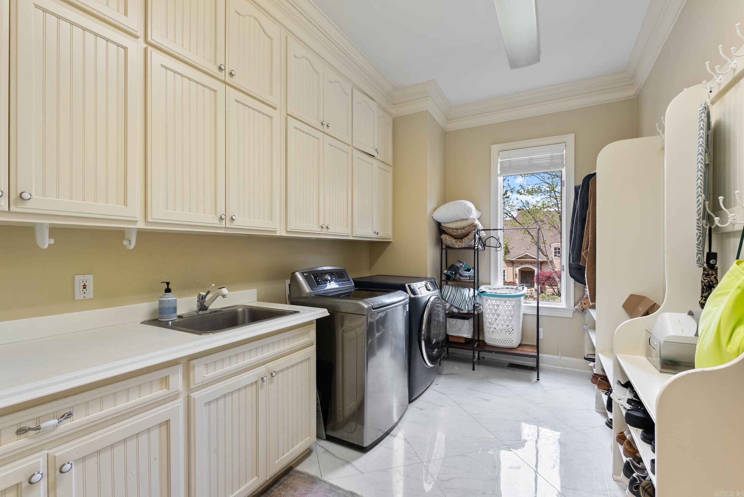 CHENAL RIDGE - Residential