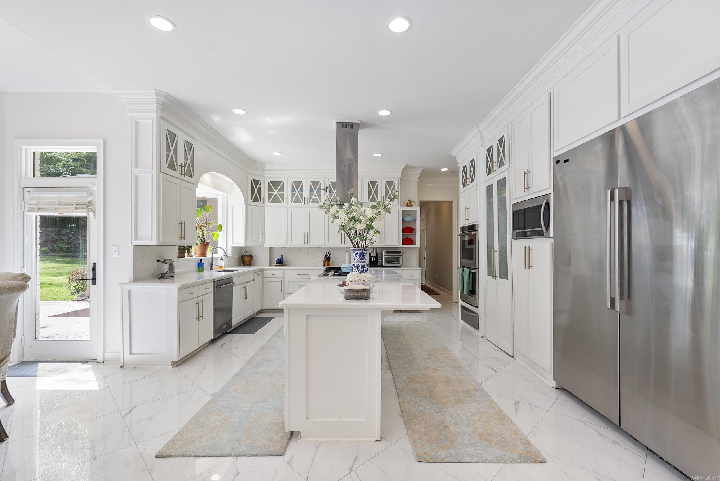 CHENAL RIDGE - Residential