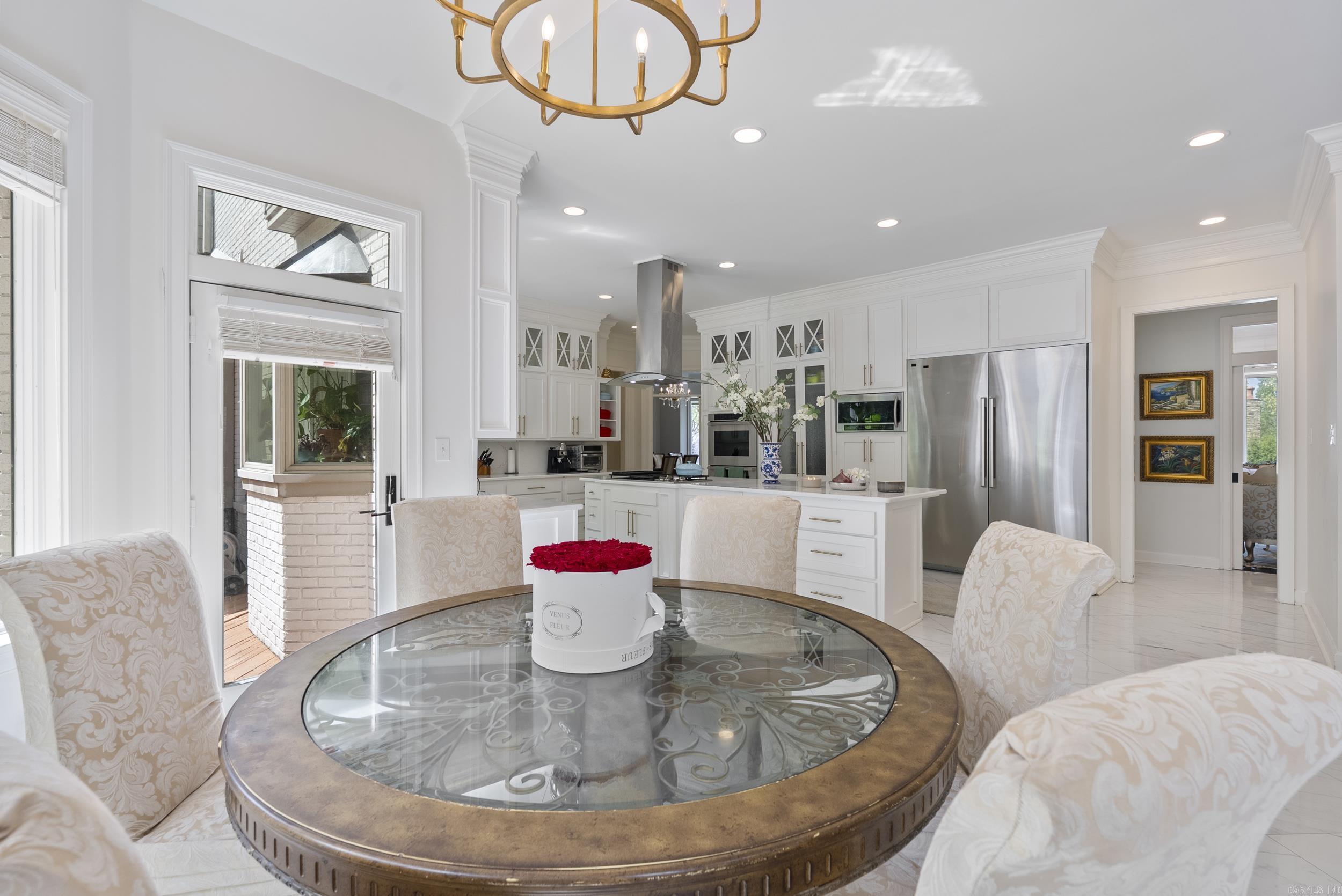 CHENAL RIDGE - Residential