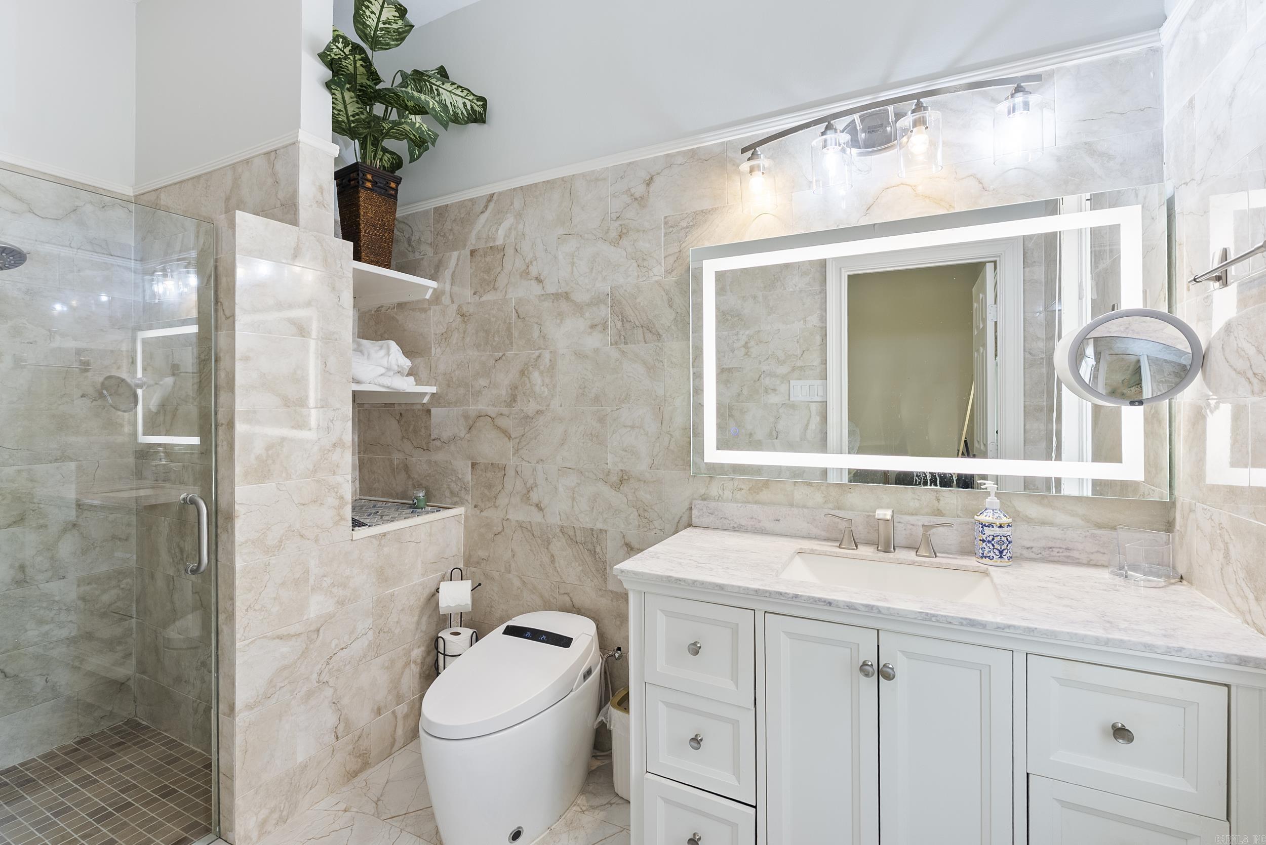 CHENAL RIDGE - Residential