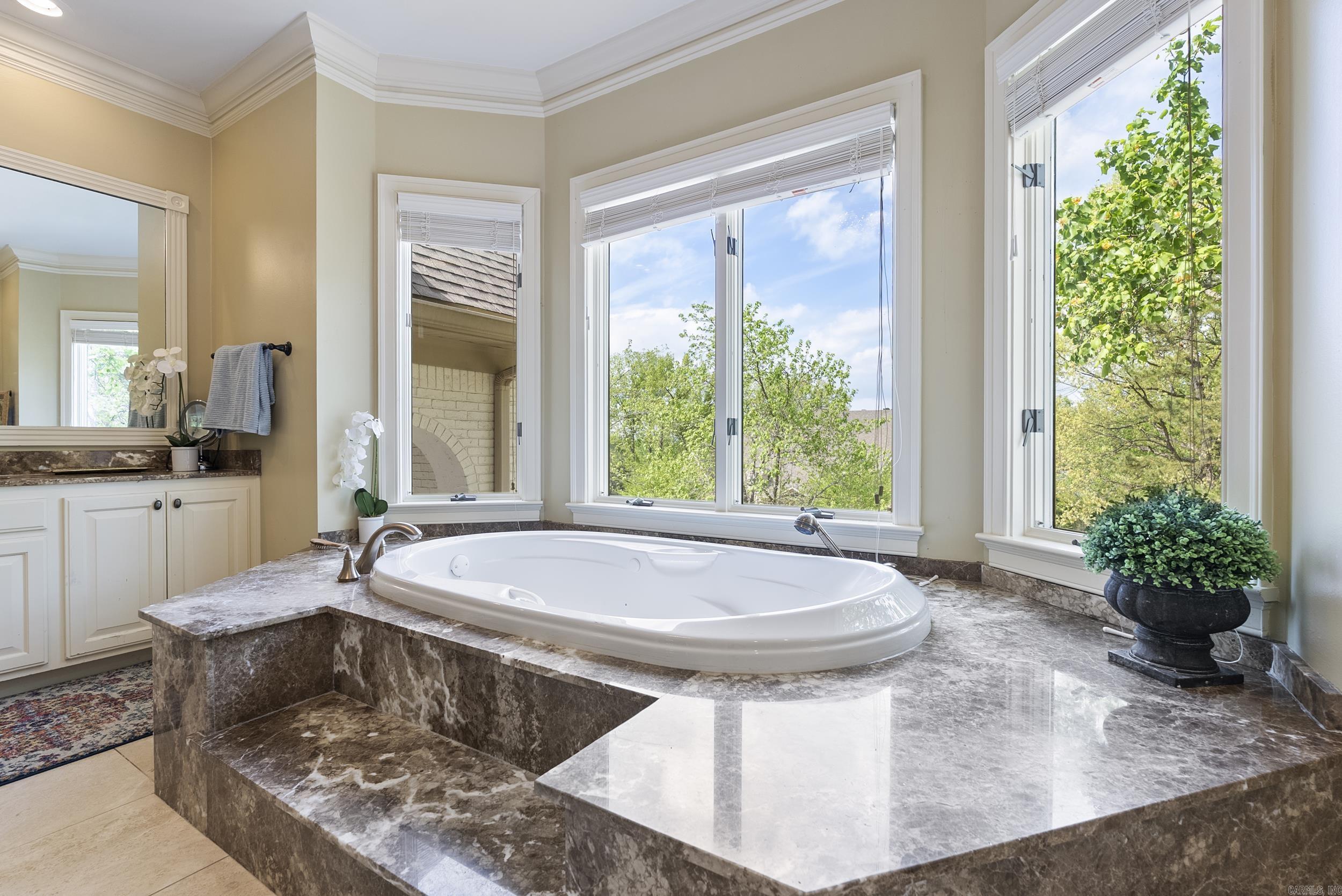 CHENAL RIDGE - Residential