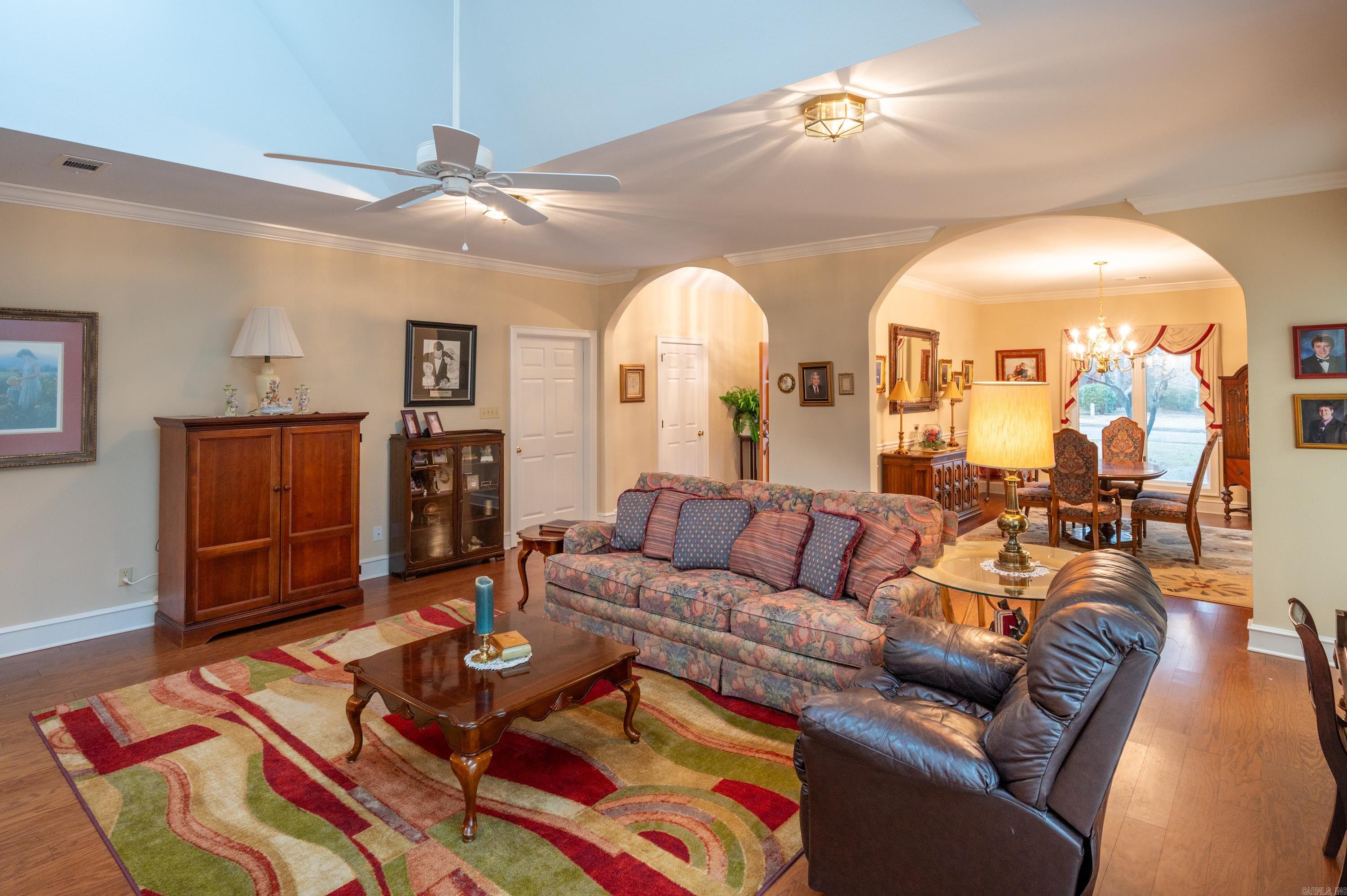 CHENAL VALLEY ABERDEEN - Residential