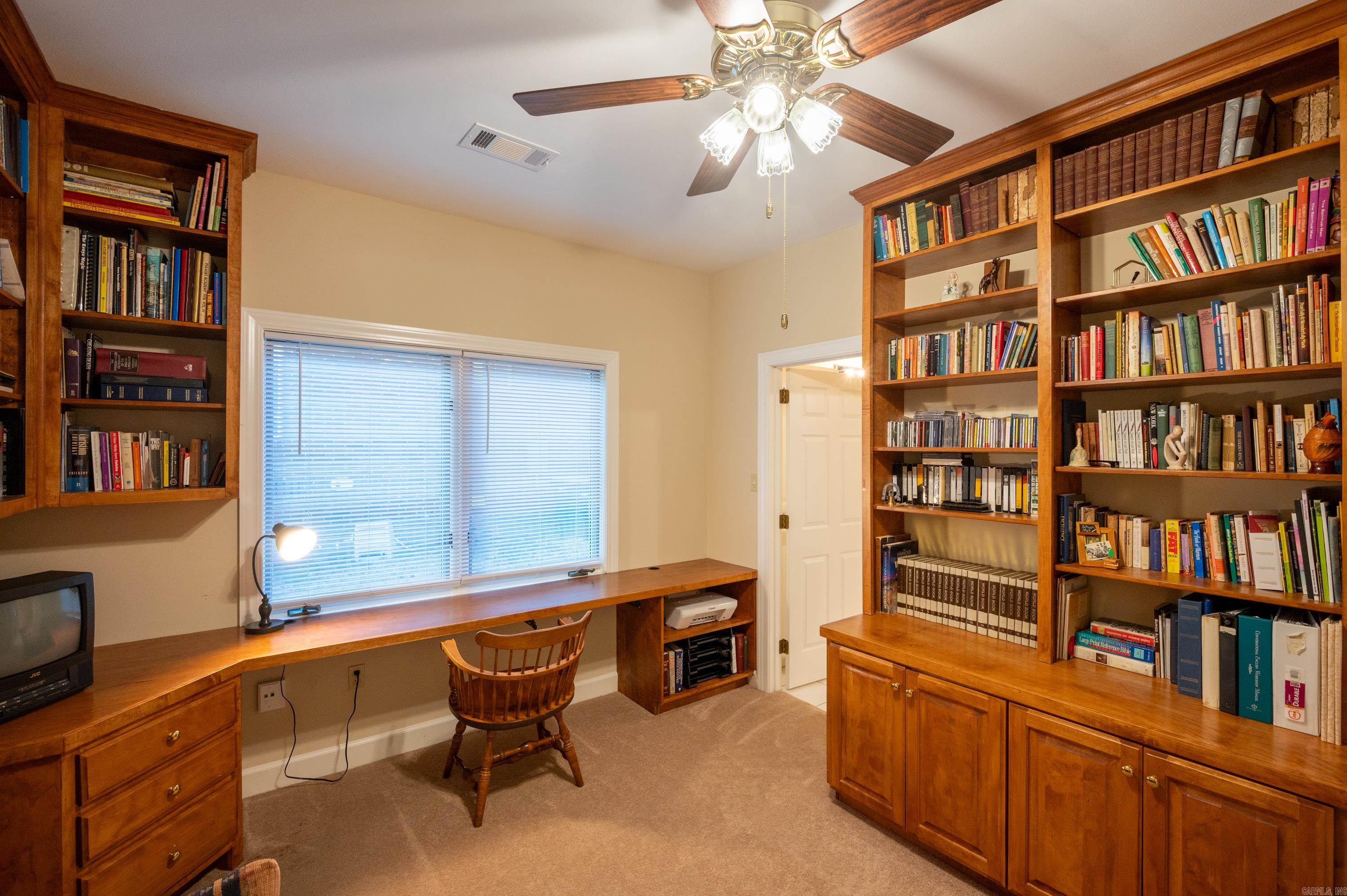 CHENAL VALLEY ABERDEEN - Residential