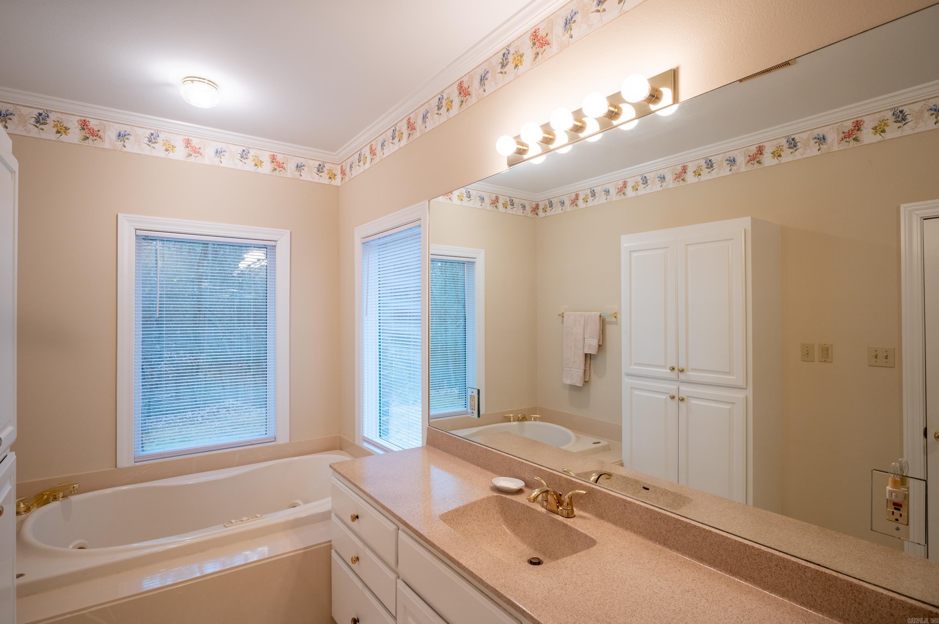 CHENAL VALLEY ABERDEEN - Residential