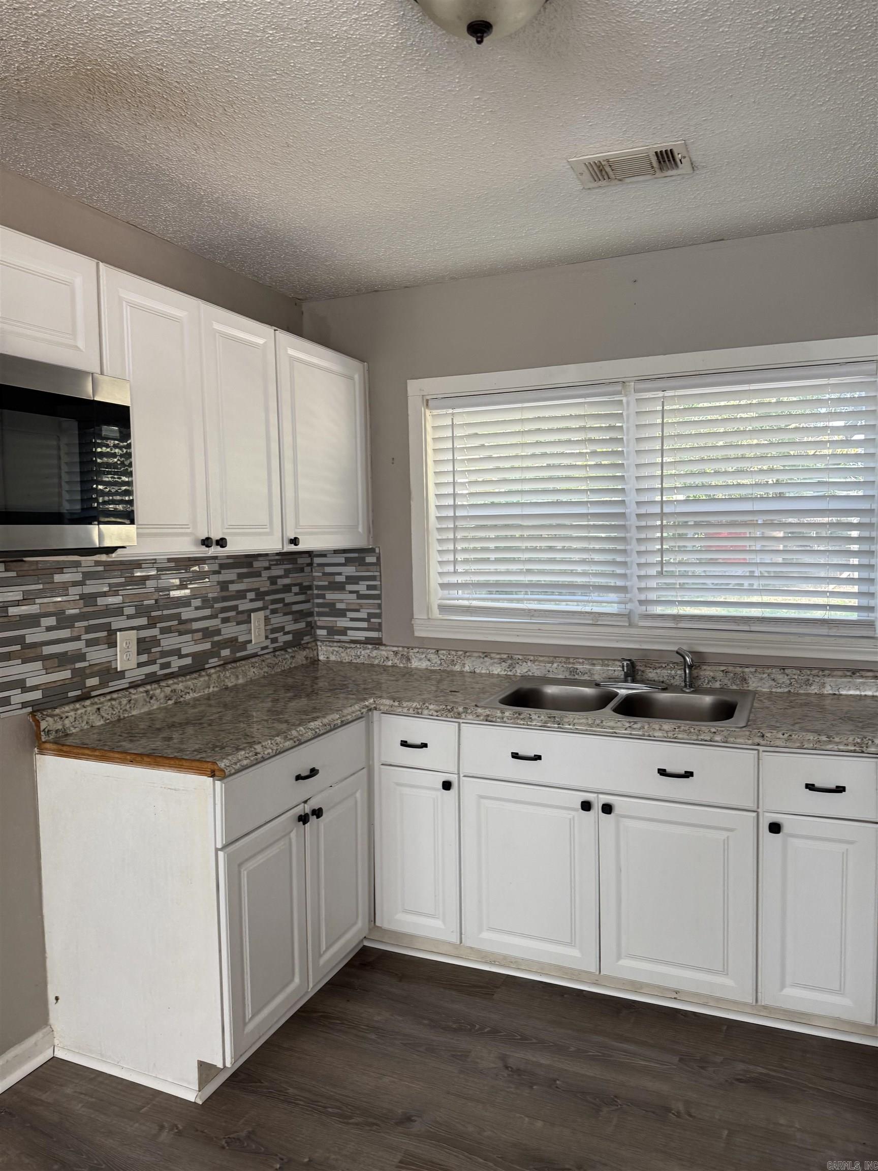 MEADOW VIEW - Residential