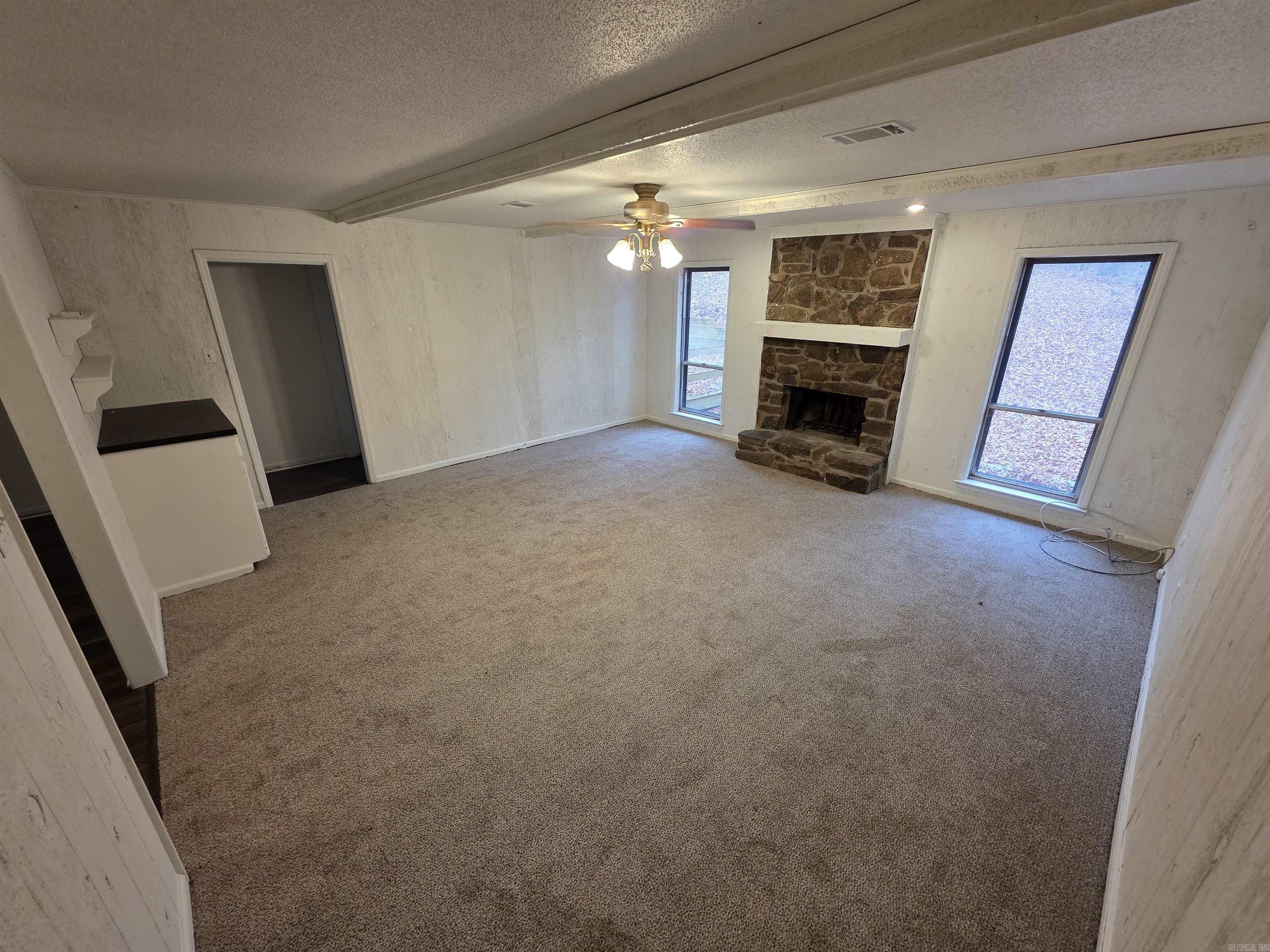 Sara Lynn - Residential Lease