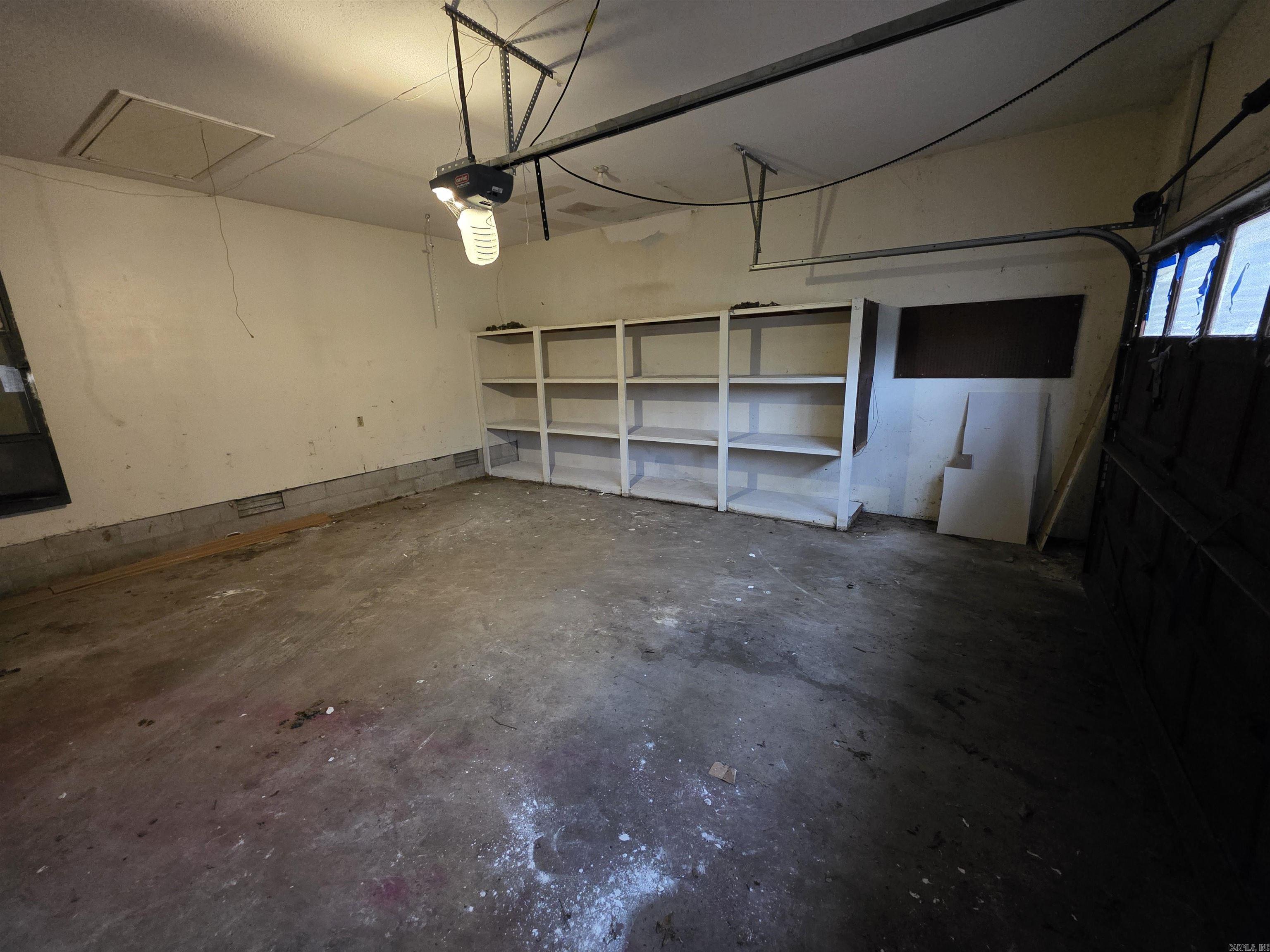 Sara Lynn - Residential Lease