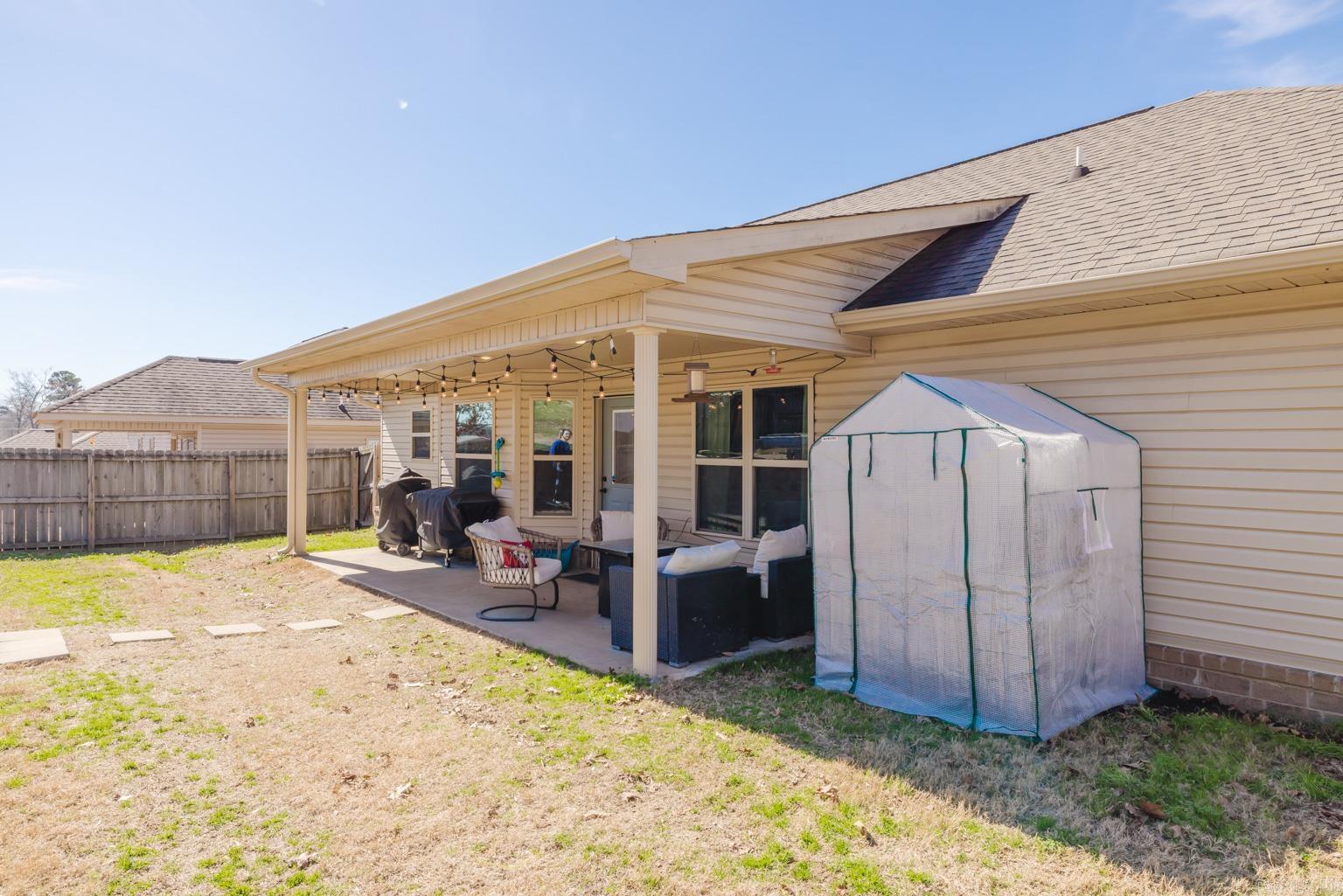 CARMICHAEL ESTATES - Residential