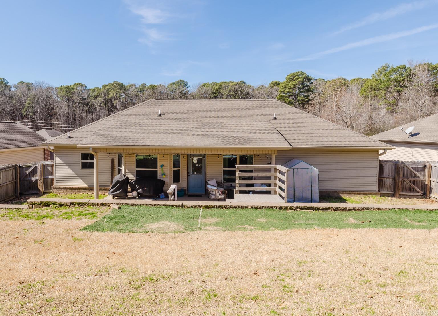 CARMICHAEL ESTATES - Residential