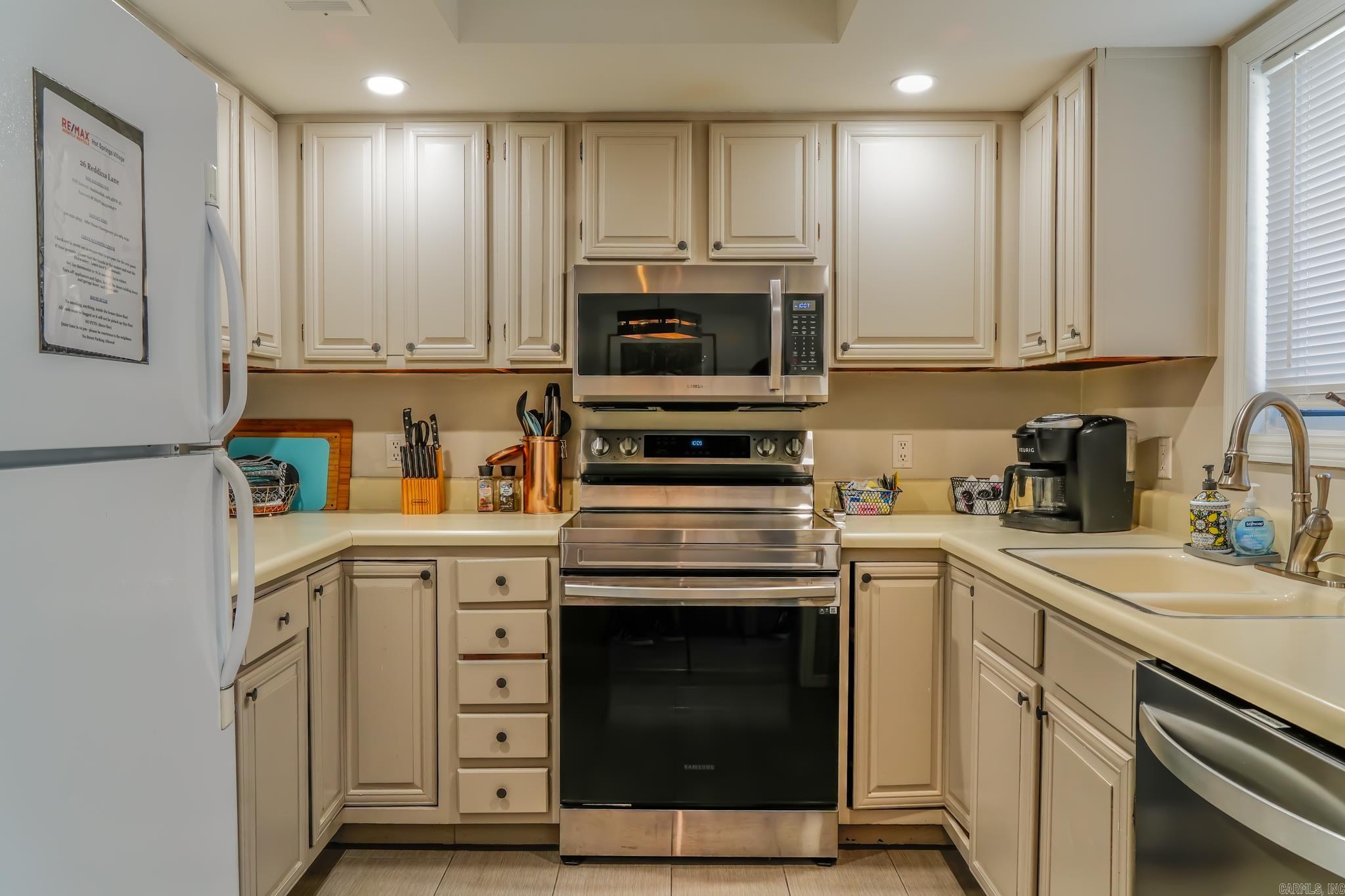 Guadalajara Courts #1 - Residential