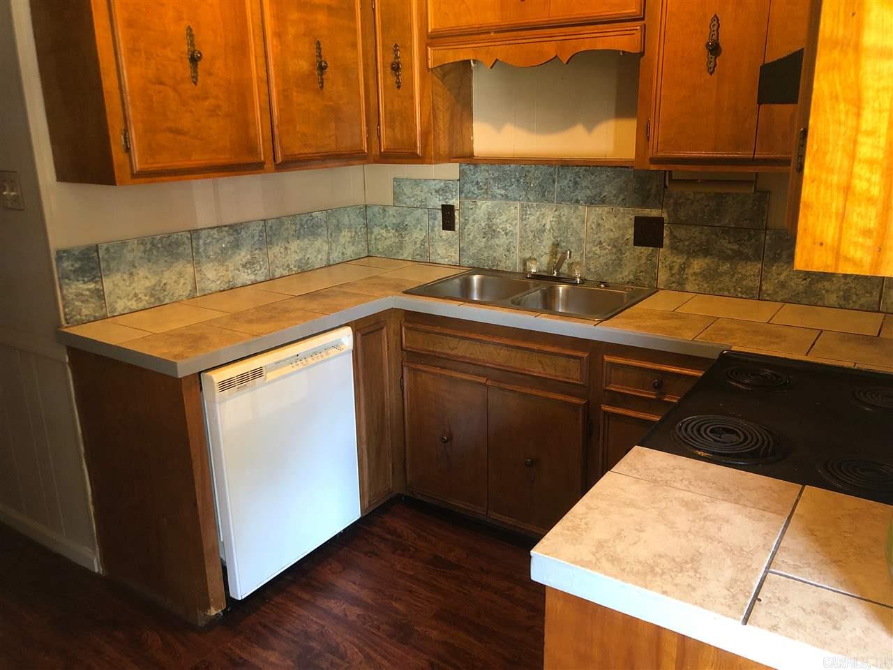 West Markham Street - Residential Lease