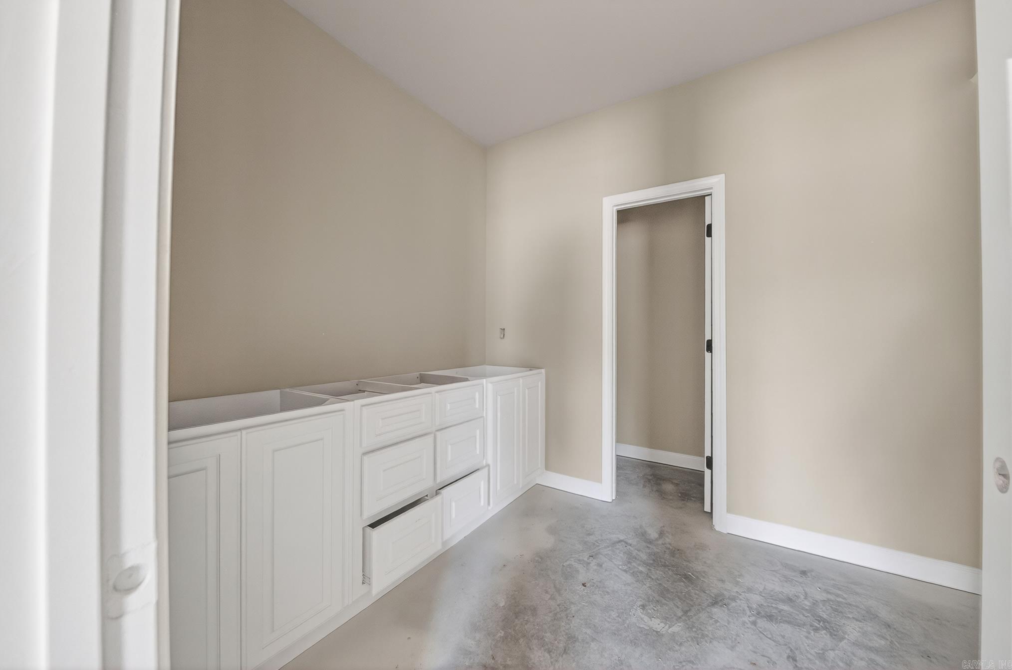 Guyot Phase IV - Residential