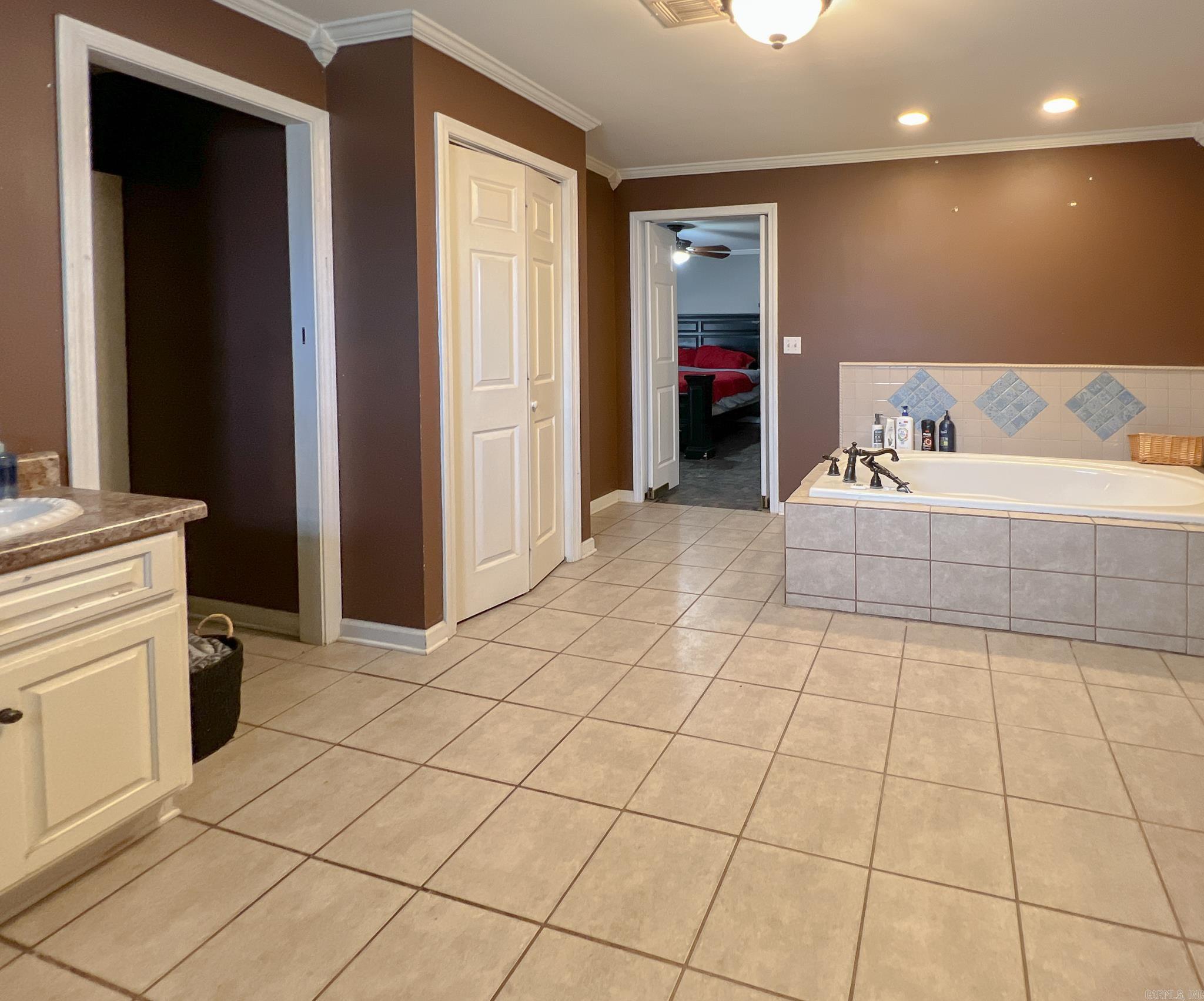 South Oaks - Residential