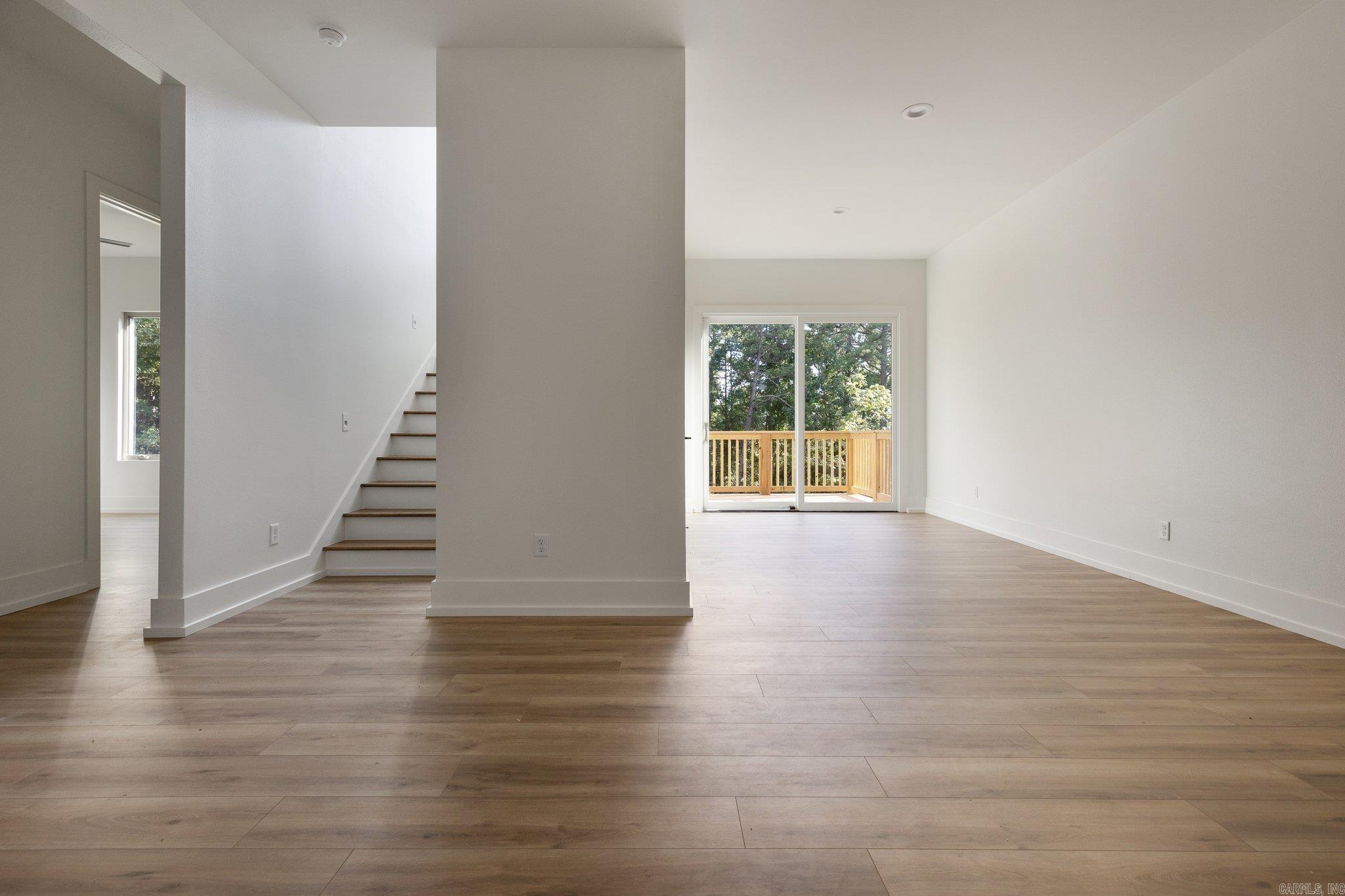 CHENAL VALLEY "FALSTONE COURT" - Residential