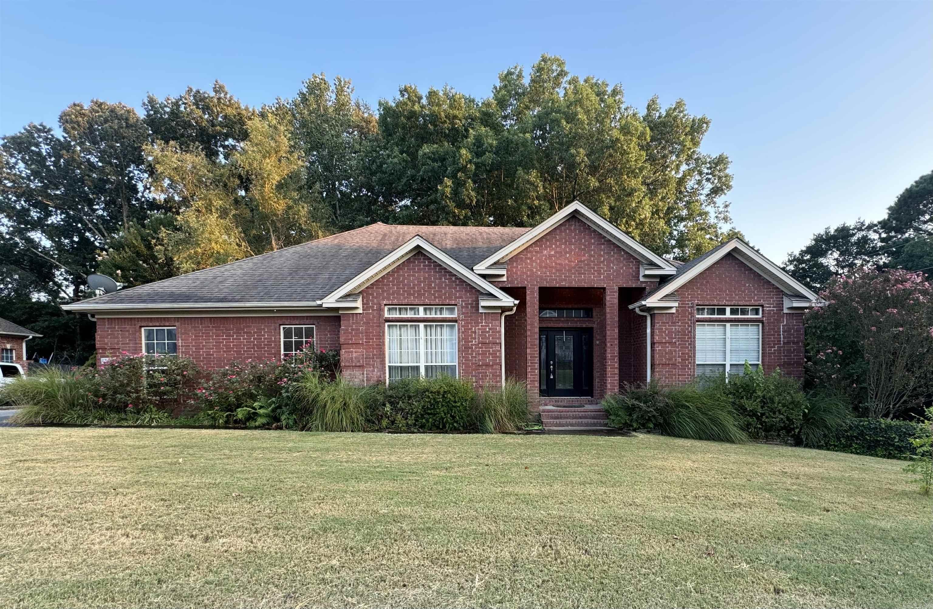 WOODLAND PARK - Residential