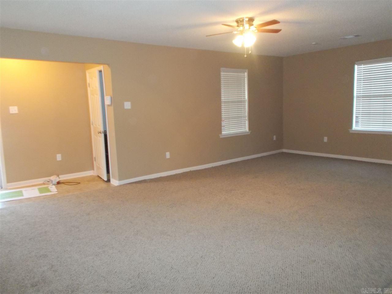 OAK GLEN - Residential