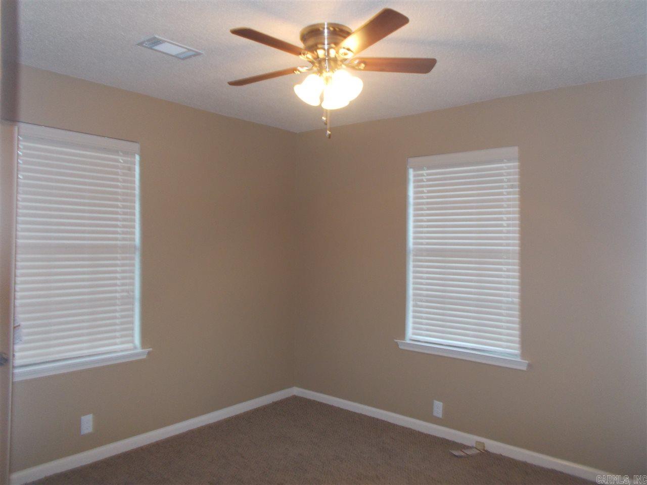 OAK GLEN - Residential