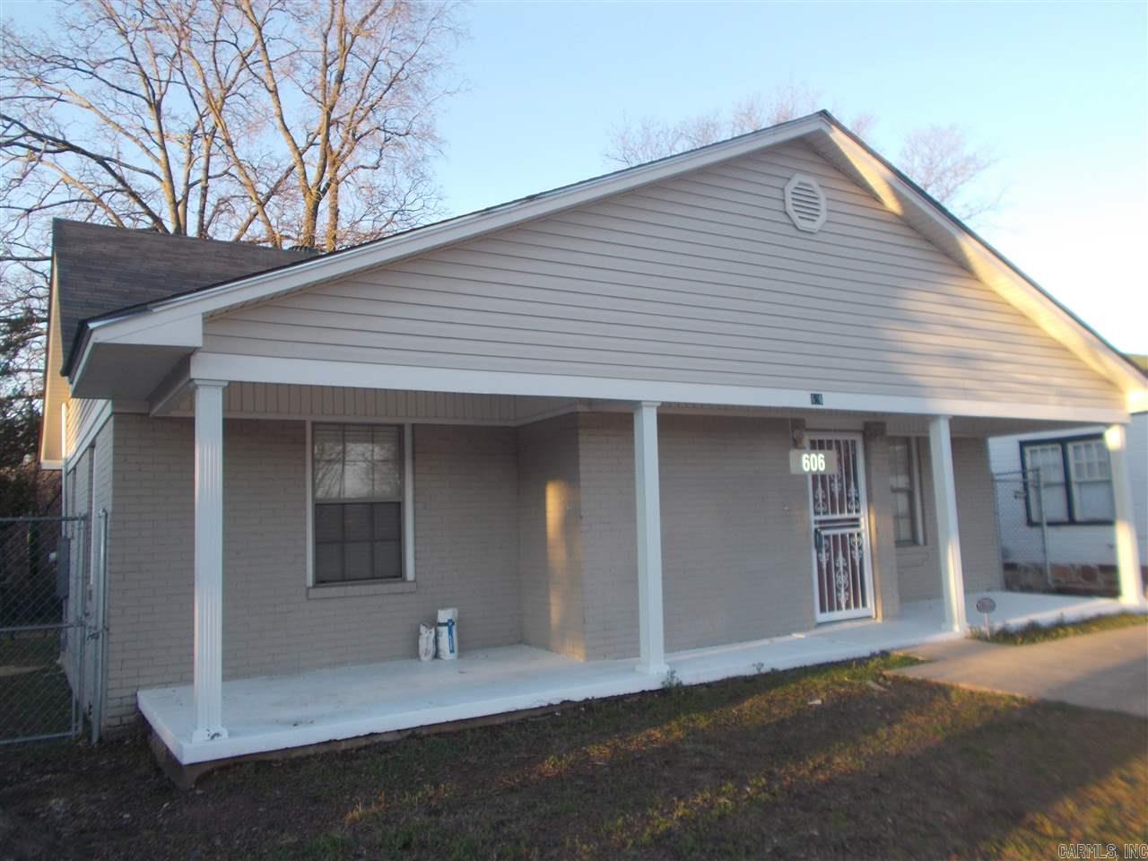 OAK GLEN - Residential