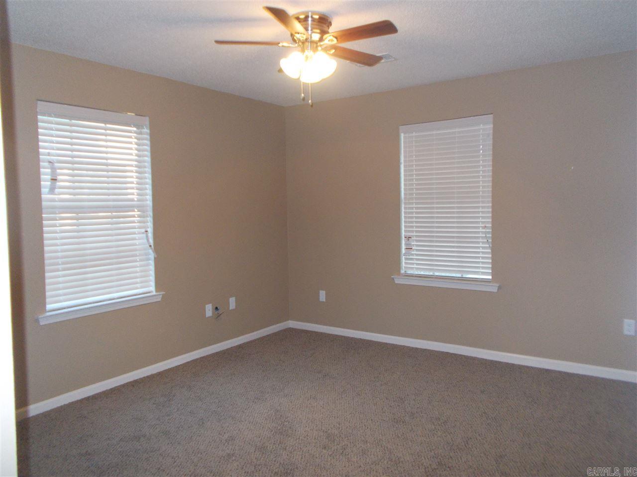 OAK GLEN - Residential