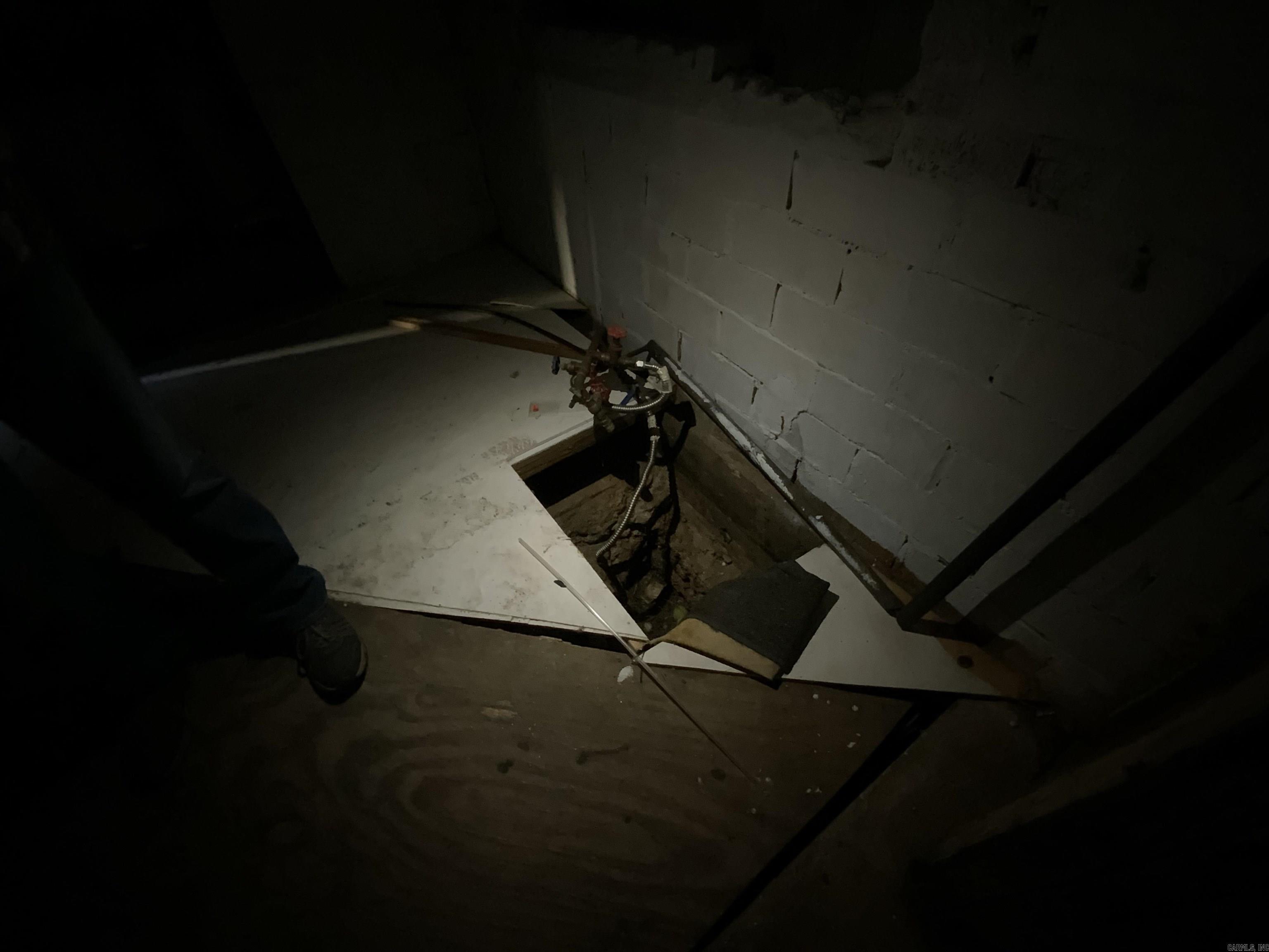 Maxfield Southern - Commercial Sale