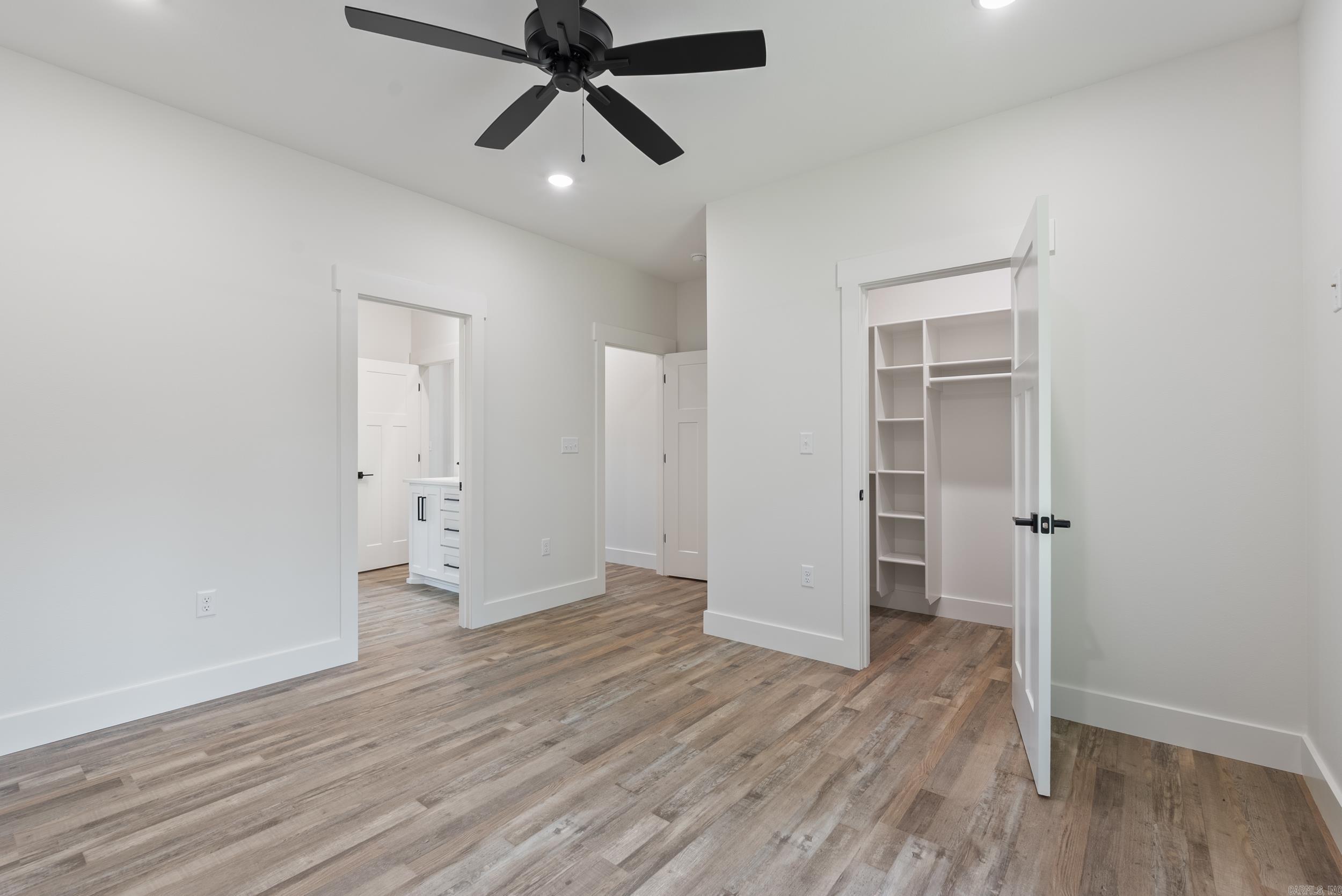 CRYSTAL BROOKE SHORES - Residential