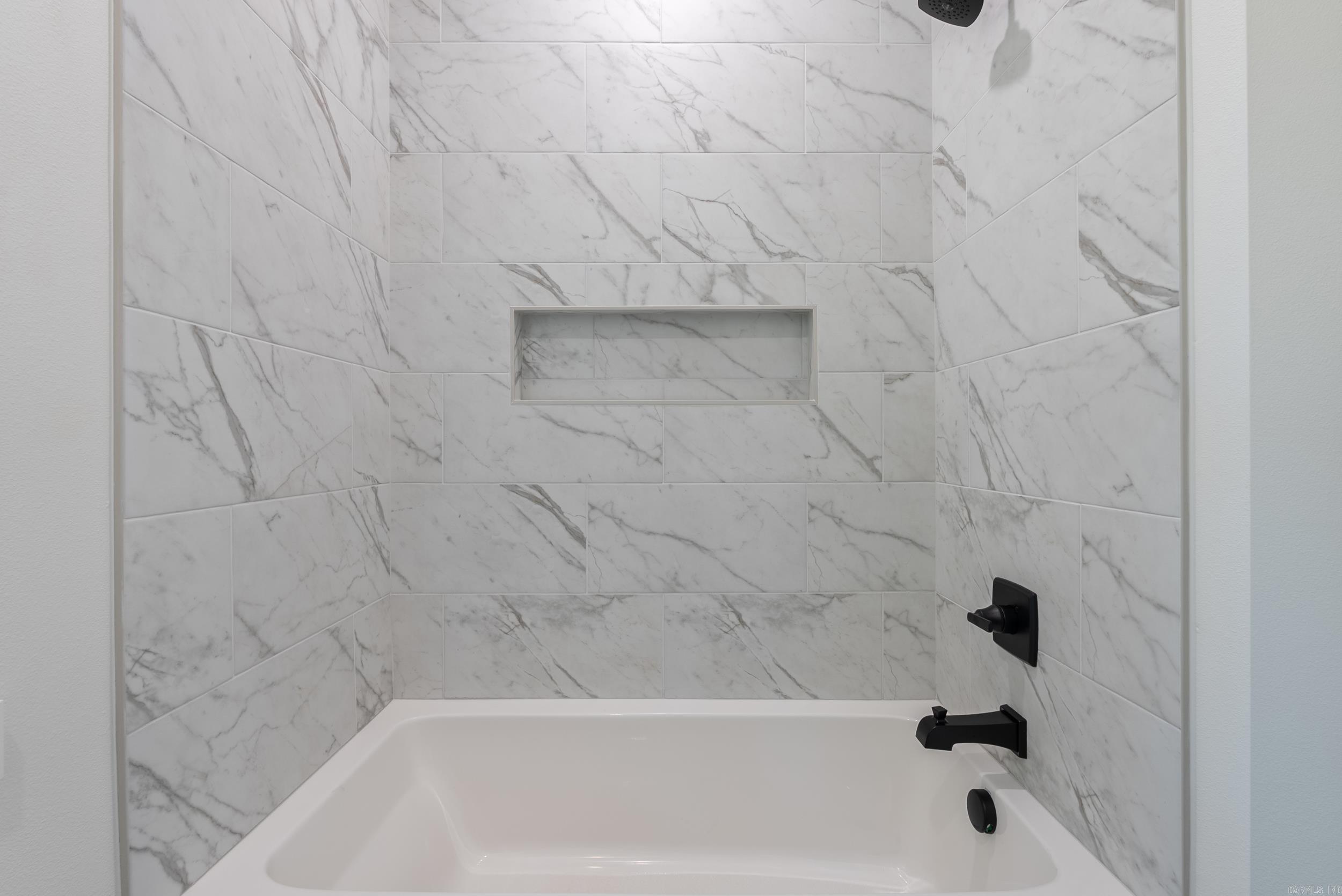 CRYSTAL BROOKE SHORES - Residential