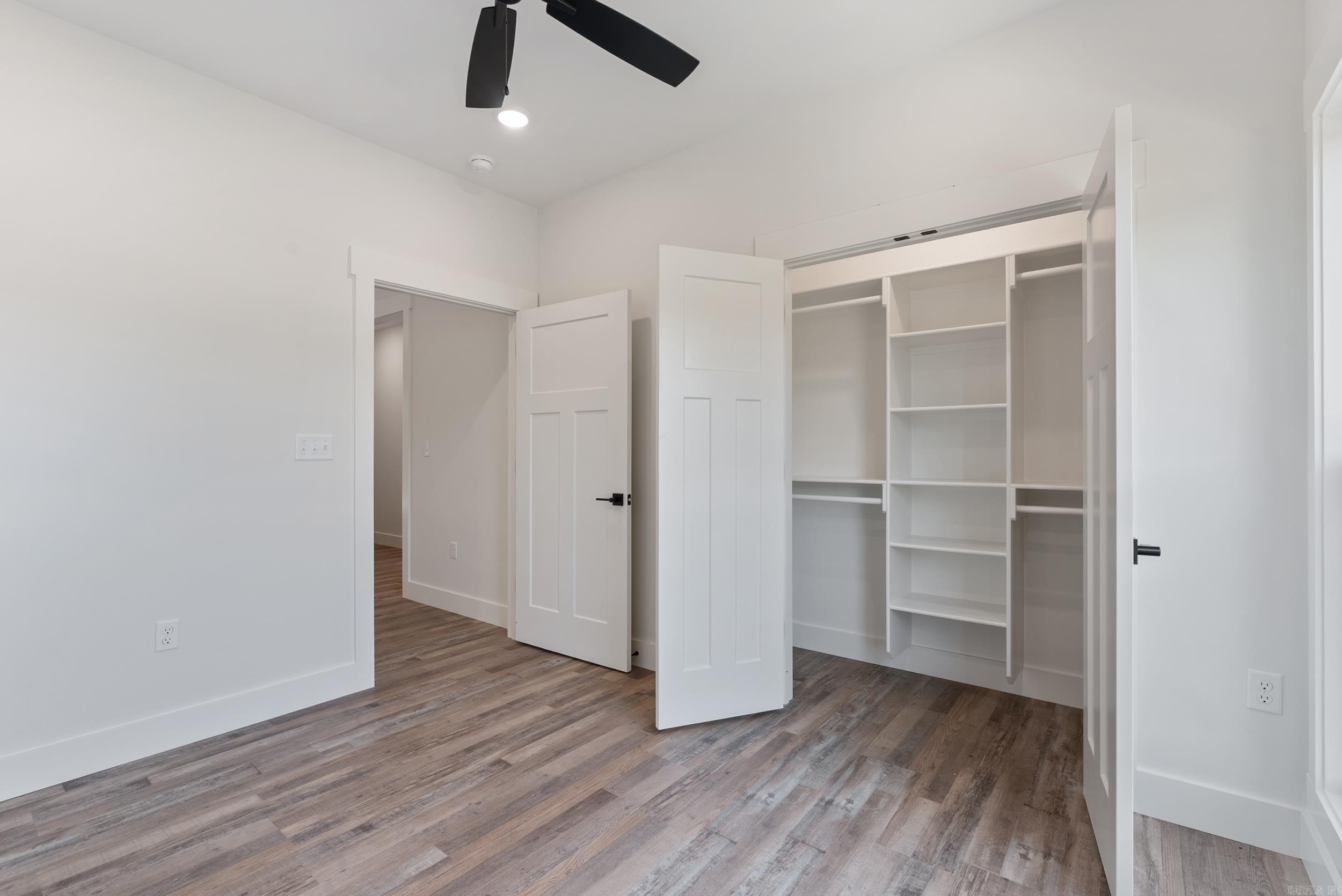 CRYSTAL BROOKE SHORES - Residential