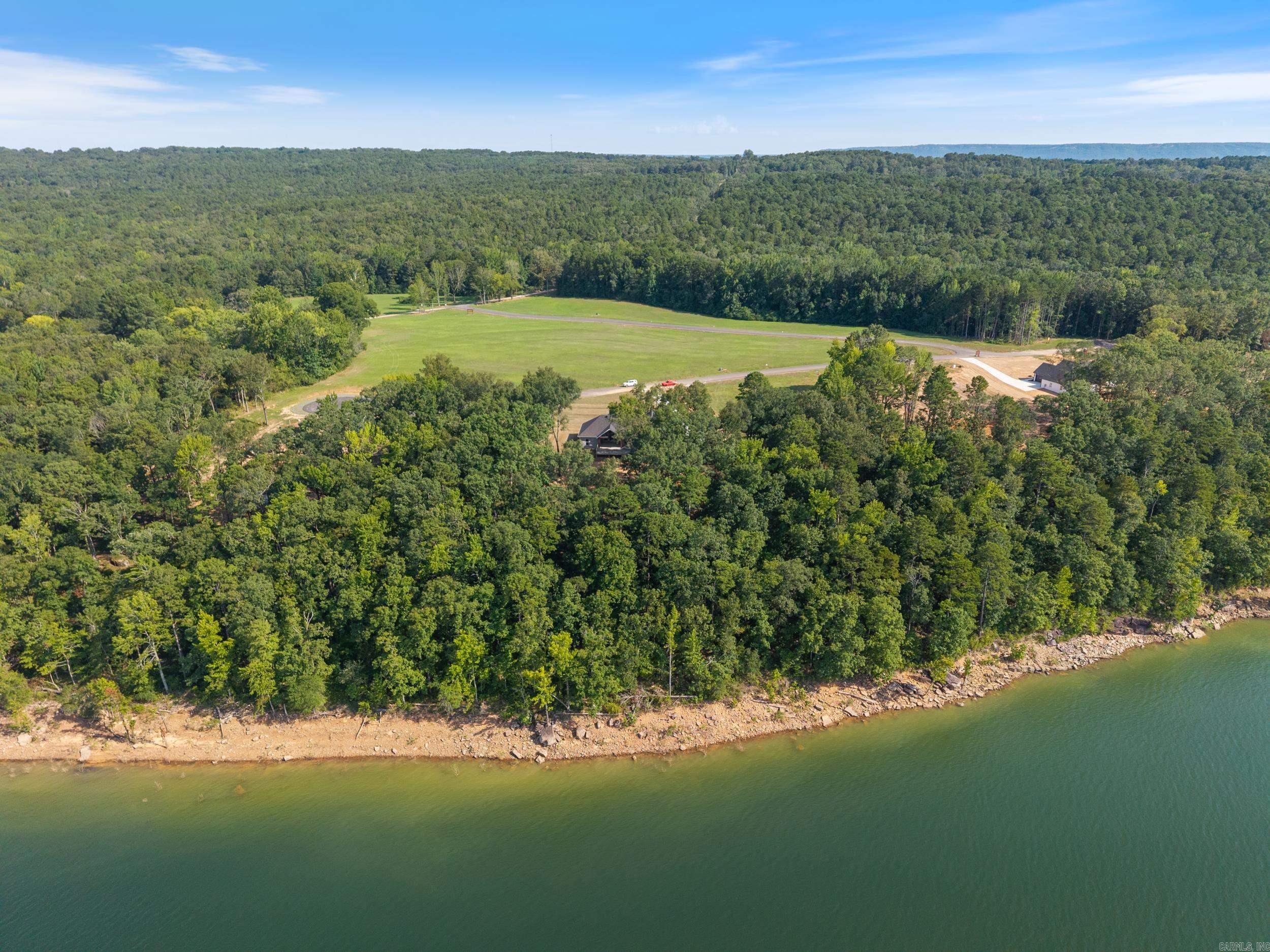 CRYSTAL BROOKE SHORES - Residential