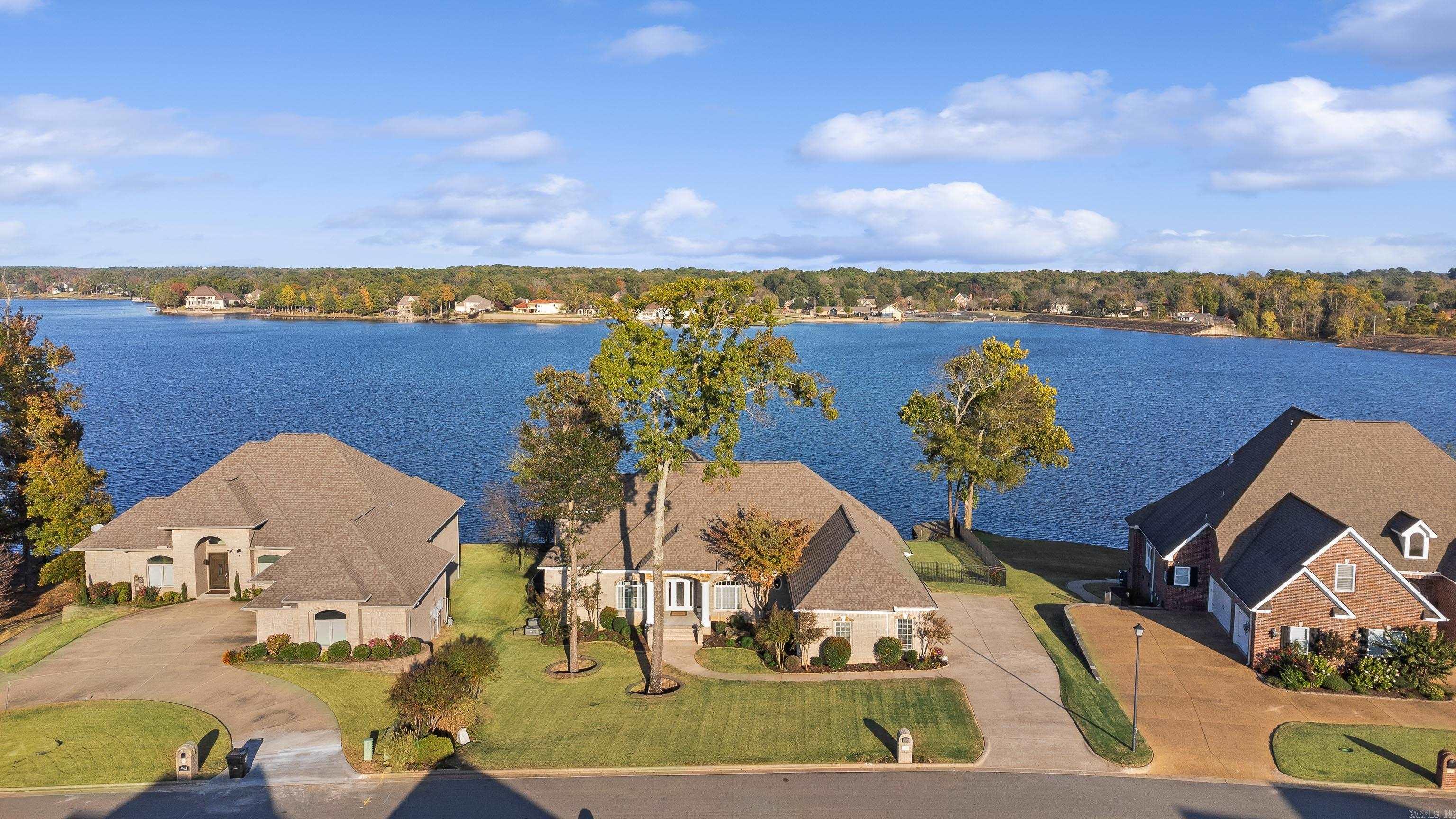 HURRICANE LAKE EST - Residential