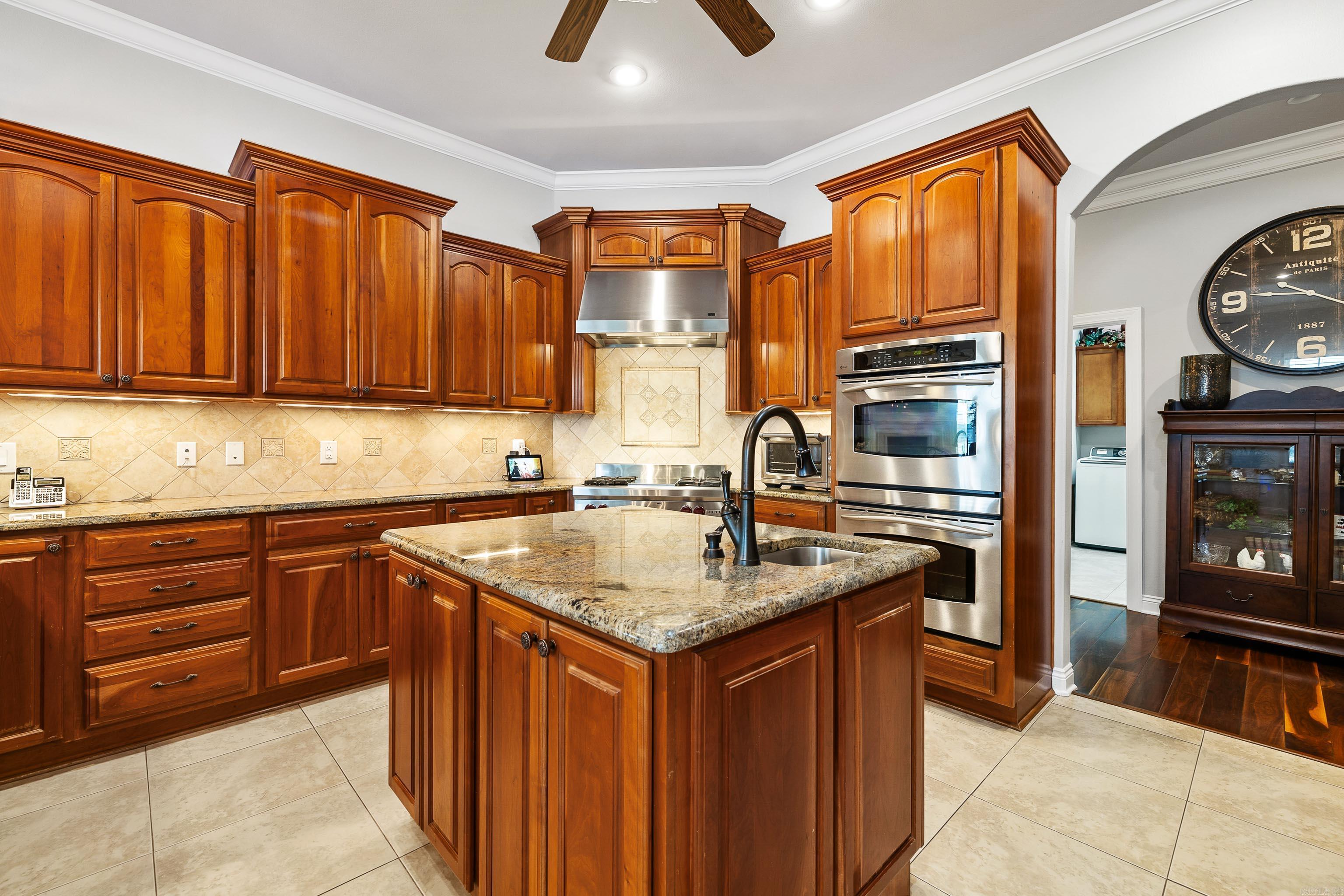 HURRICANE LAKE EST - Residential