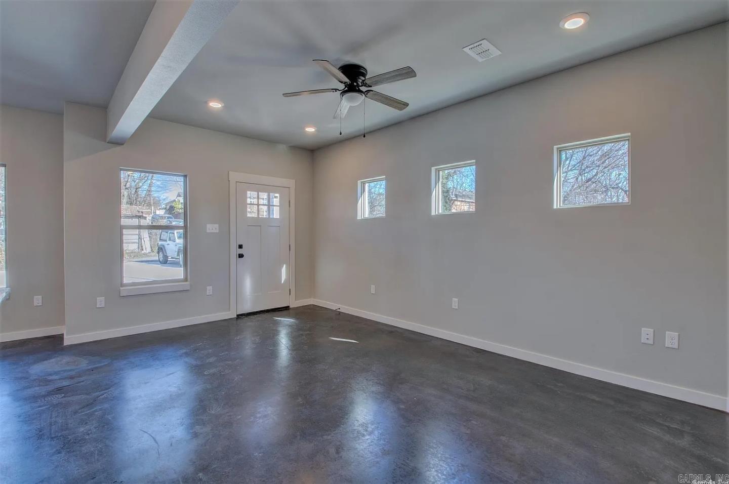 Worthen WB - Residential Lease