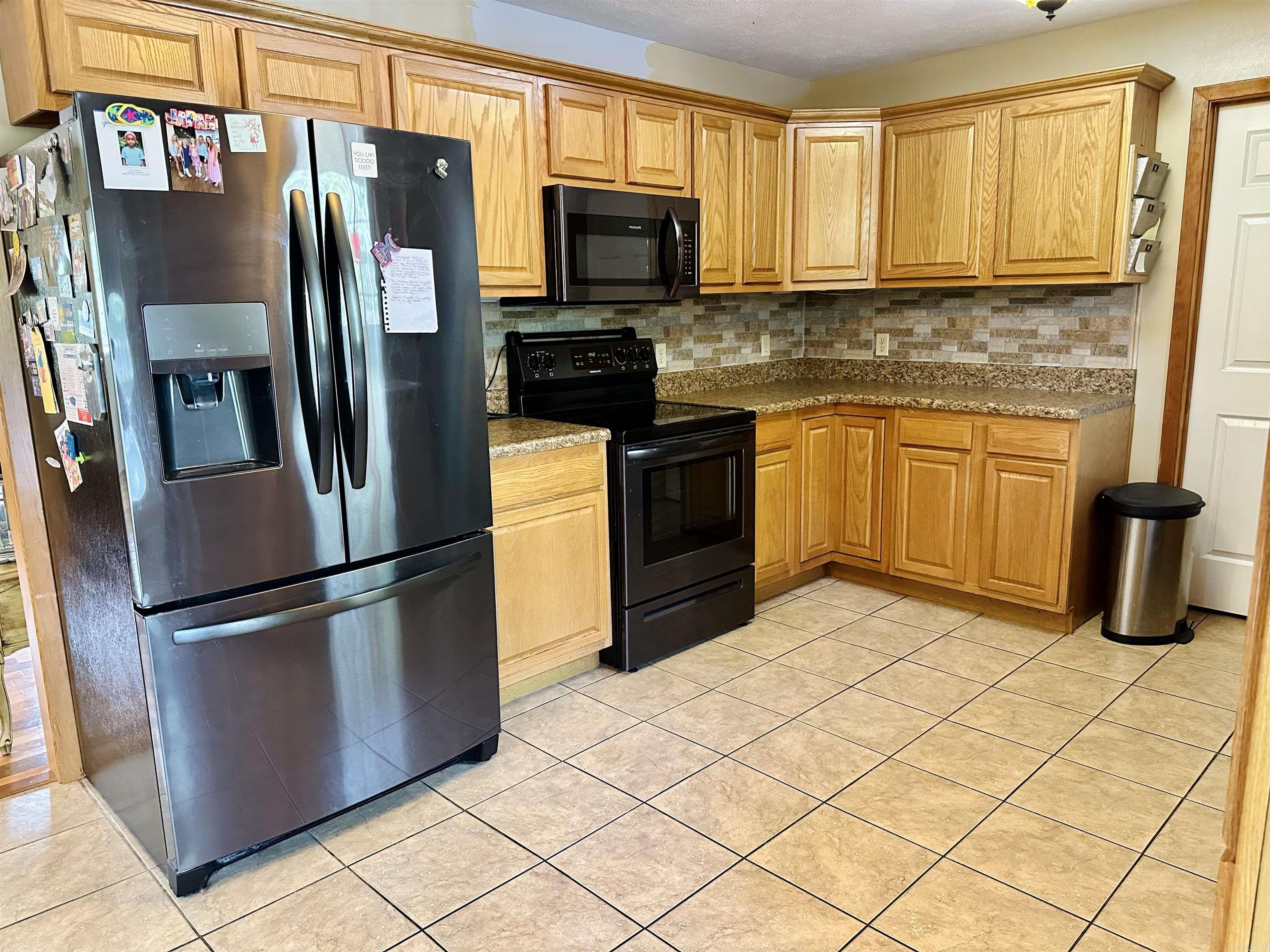 CEDAR GLEN - Residential