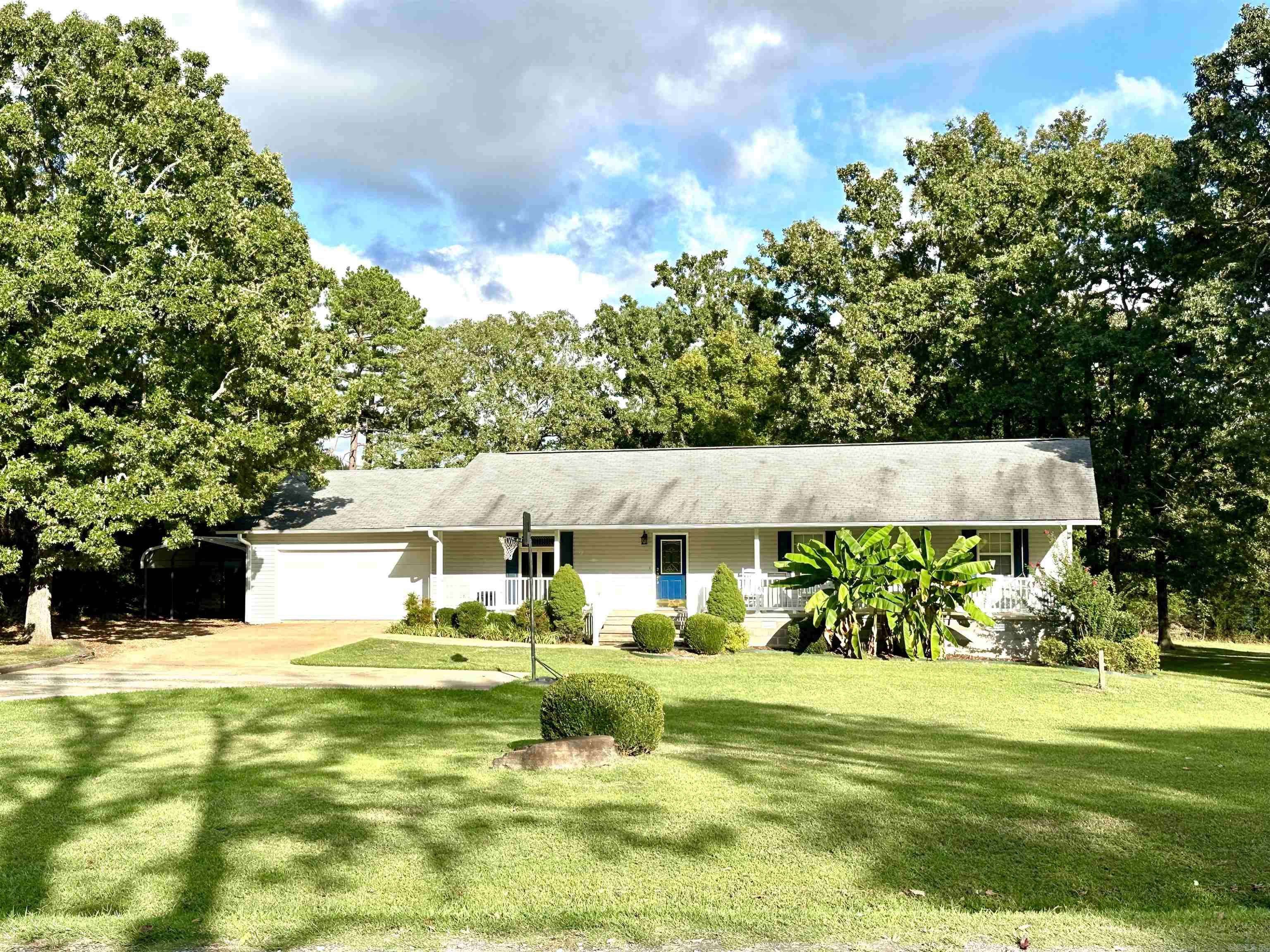 CEDAR GLEN - Residential