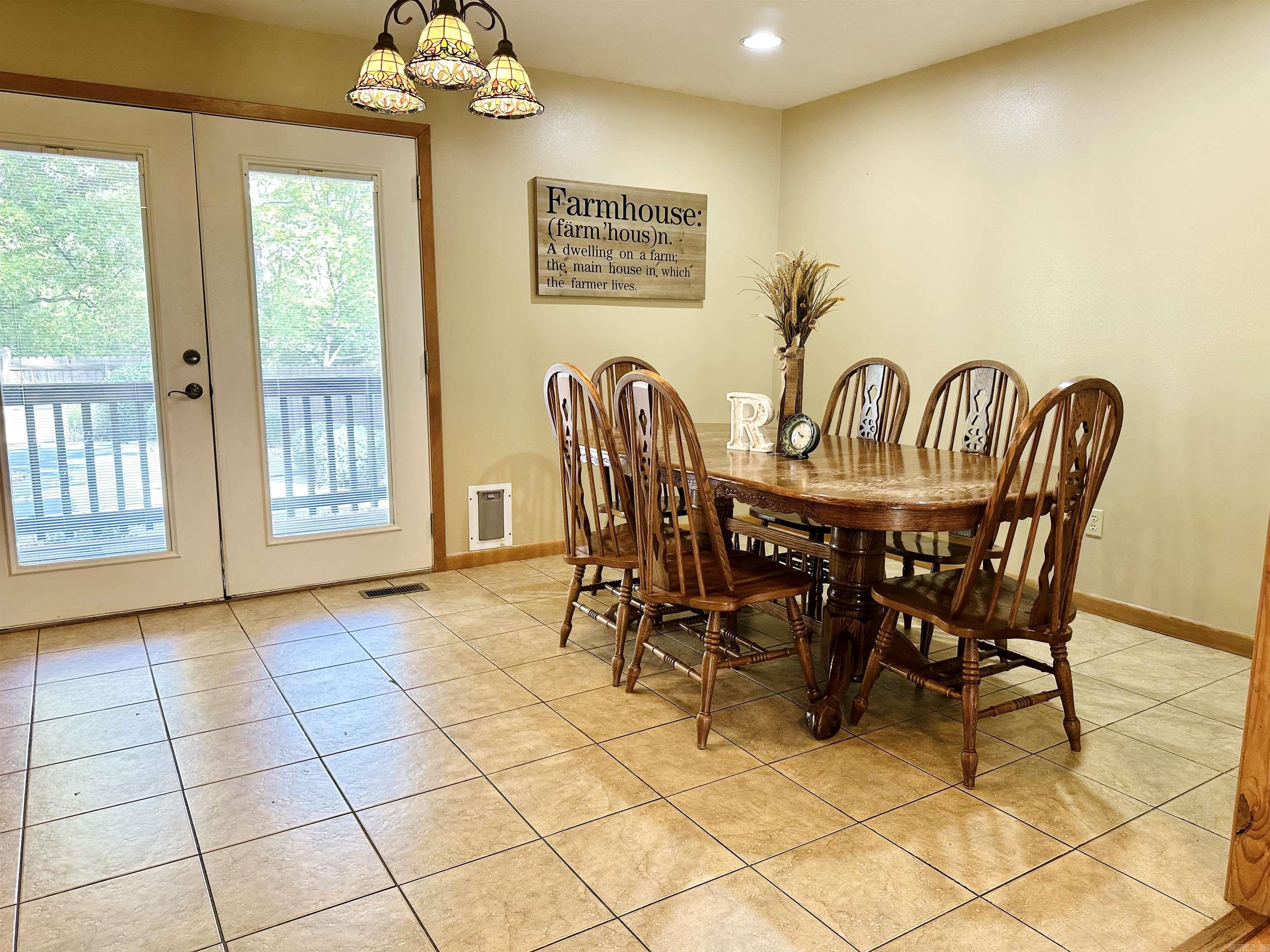 CEDAR GLEN - Residential