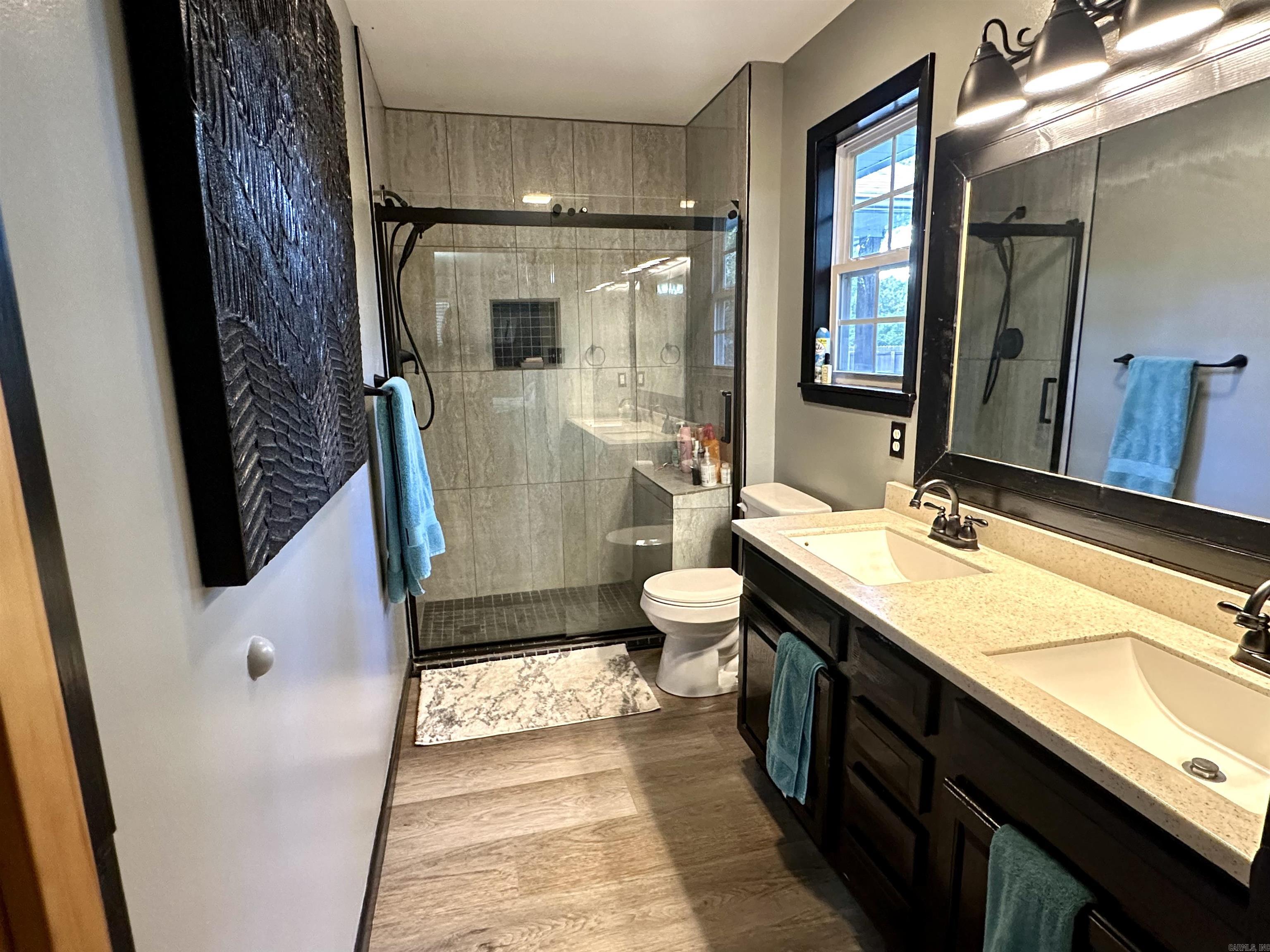 CEDAR GLEN - Residential