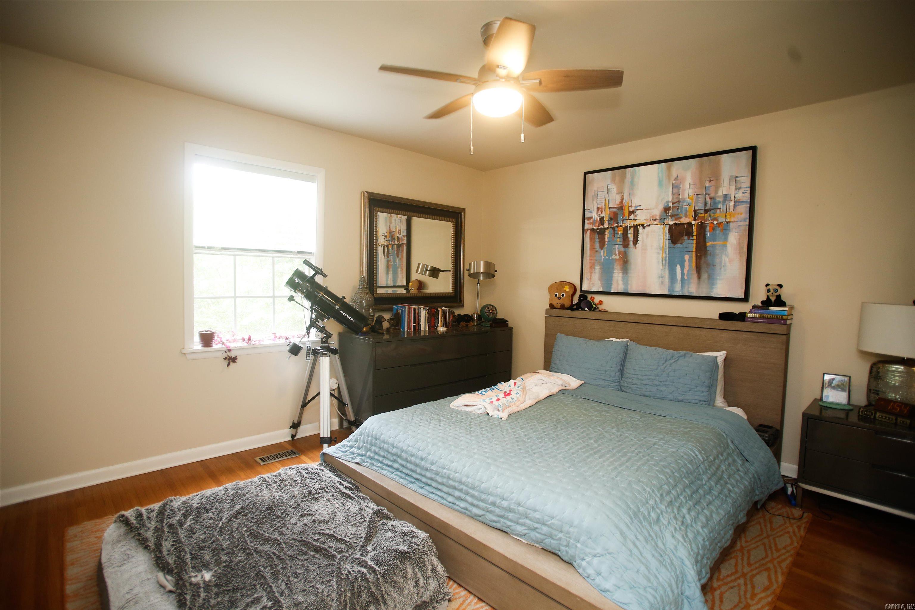 1N-13-01 - Residential Lease