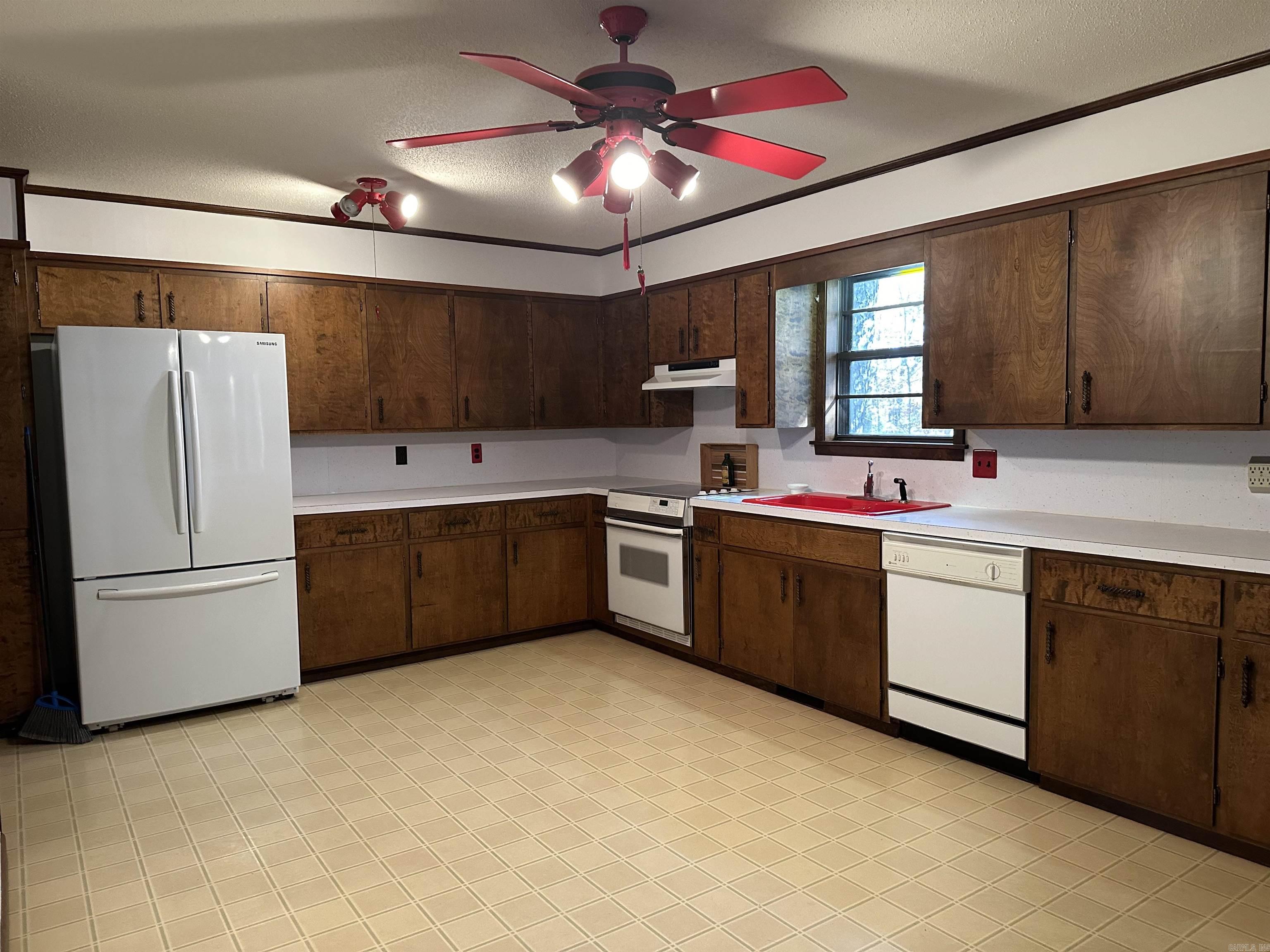 Mystic Isle - Residential