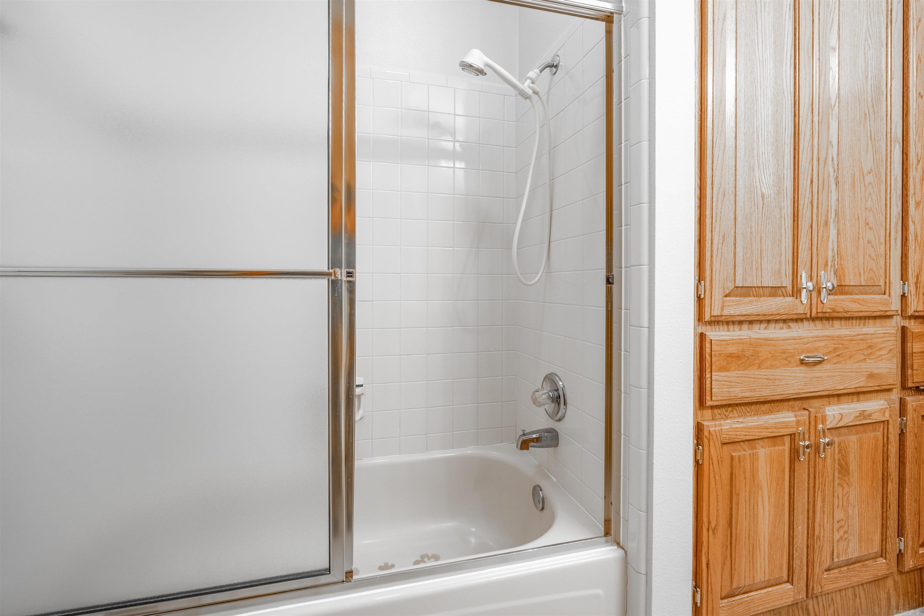 MASTERS PLACE ADDN - Residential