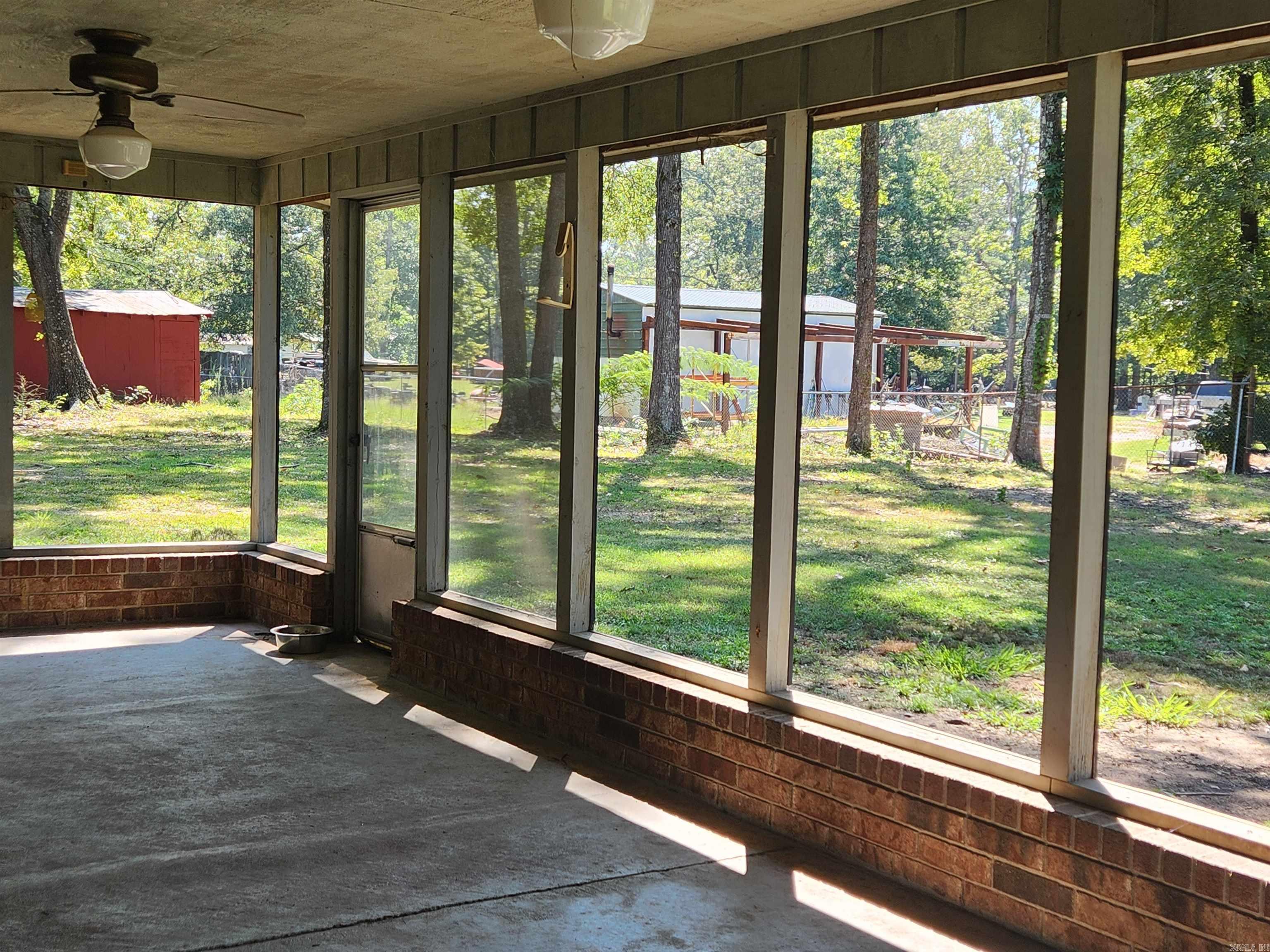 JAMESTOWN DEVL CO S/D - Residential