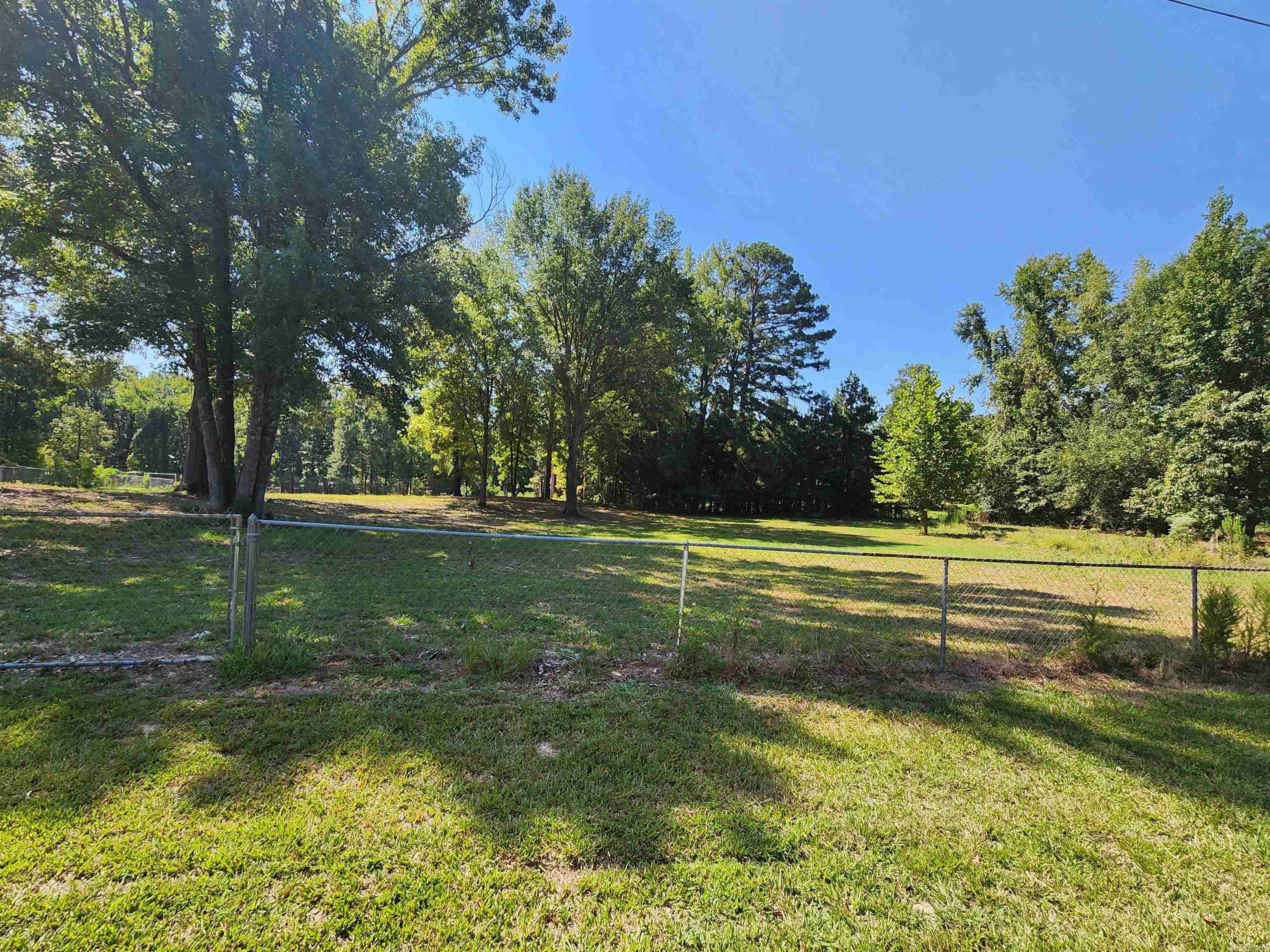 JAMESTOWN DEVL CO S/D - Residential