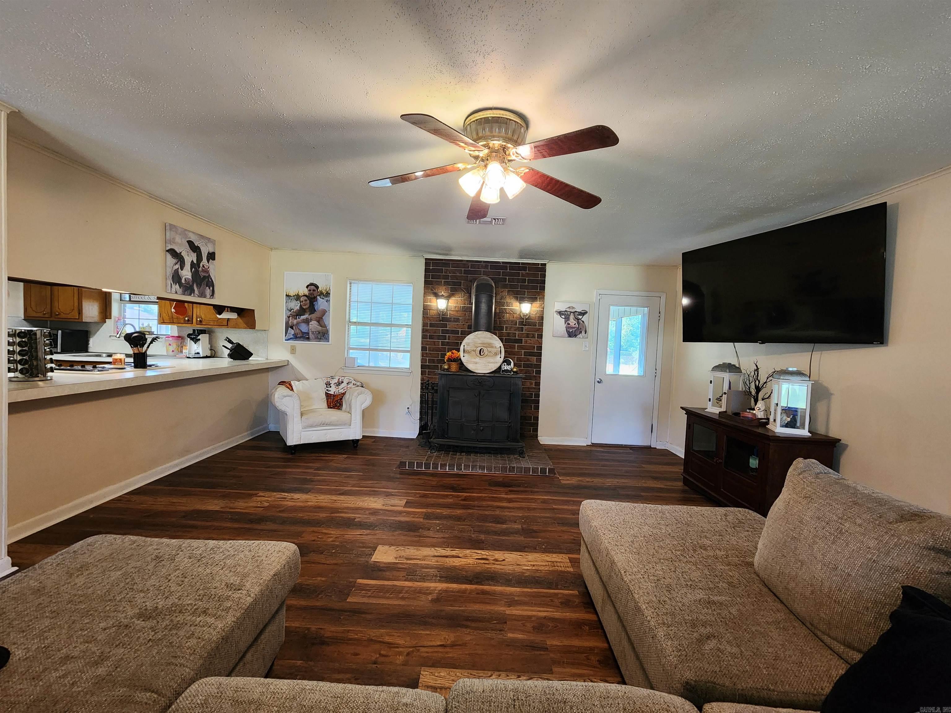 JAMESTOWN DEVL CO S/D - Residential