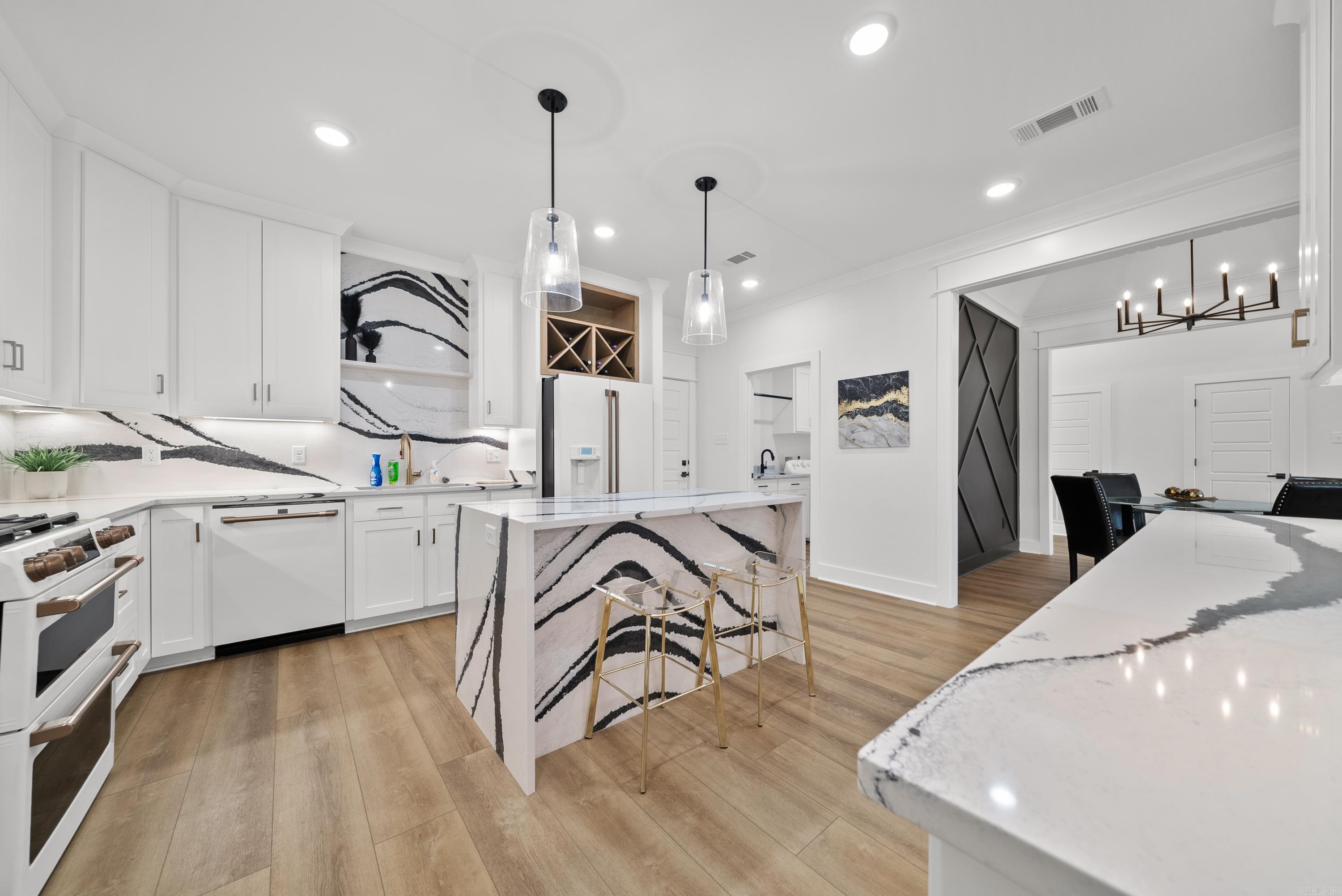 Lake Forest Shores - Residential