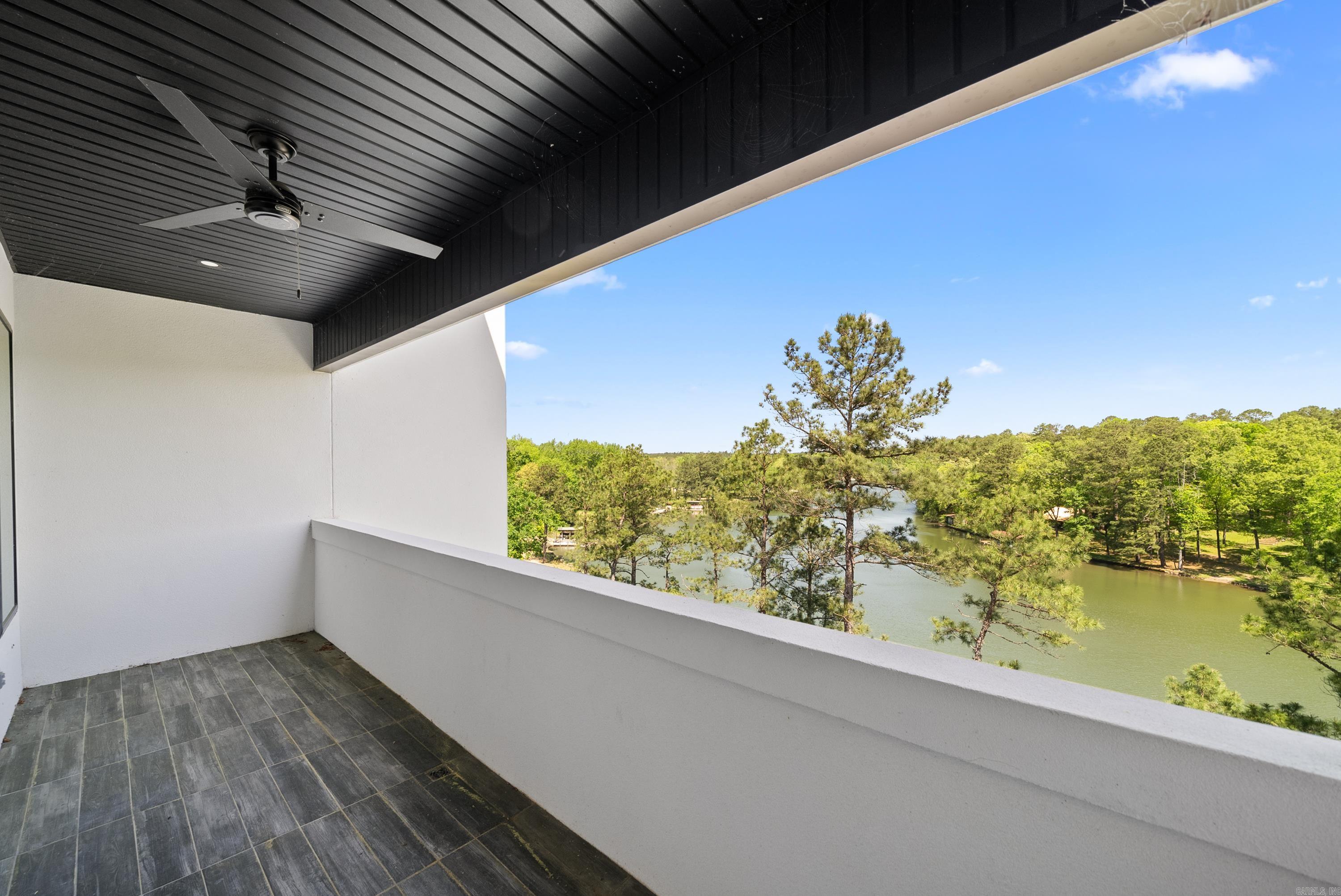 Lake Forest Shores - Residential