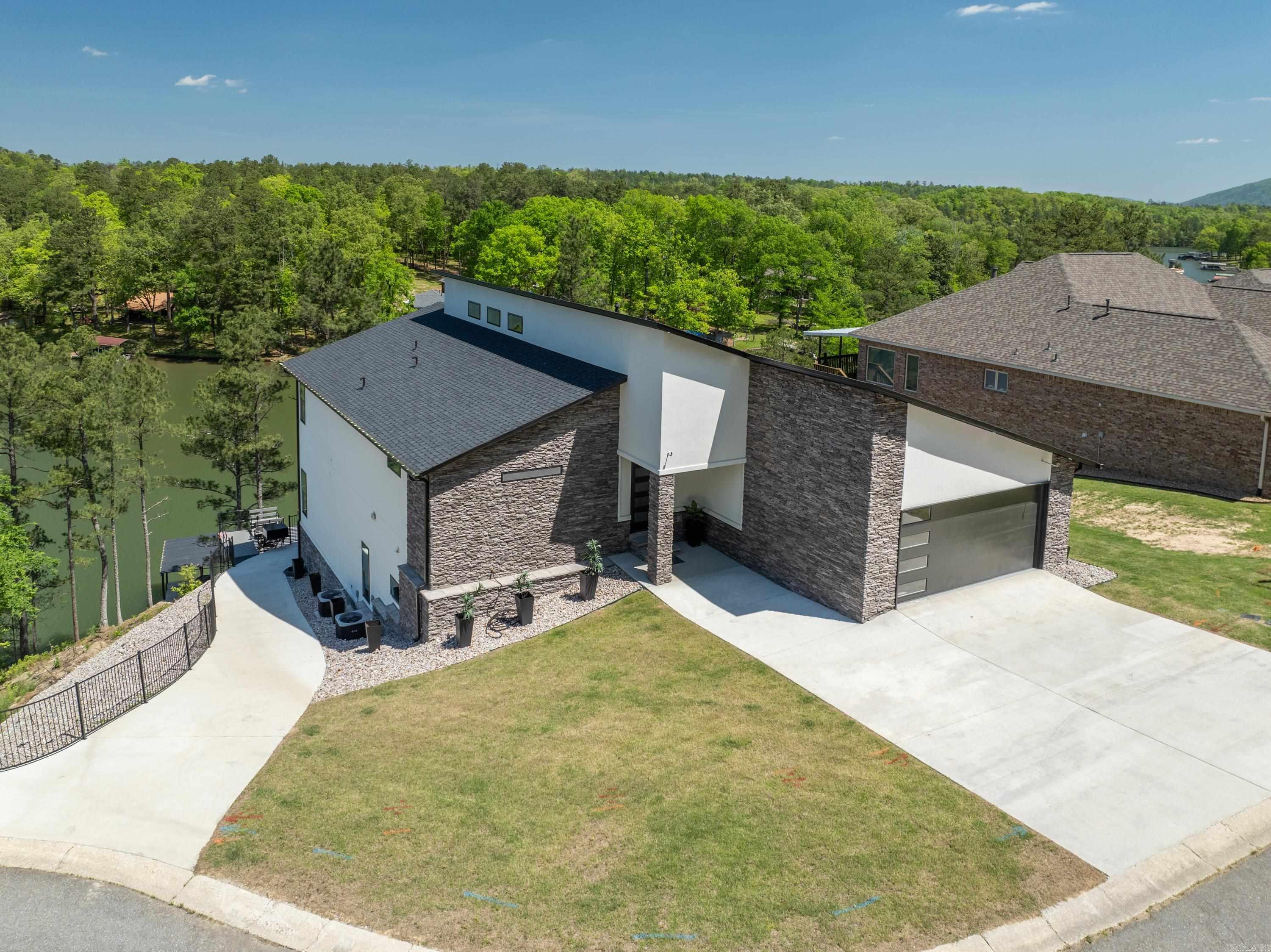 Lake Forest Shores - Residential