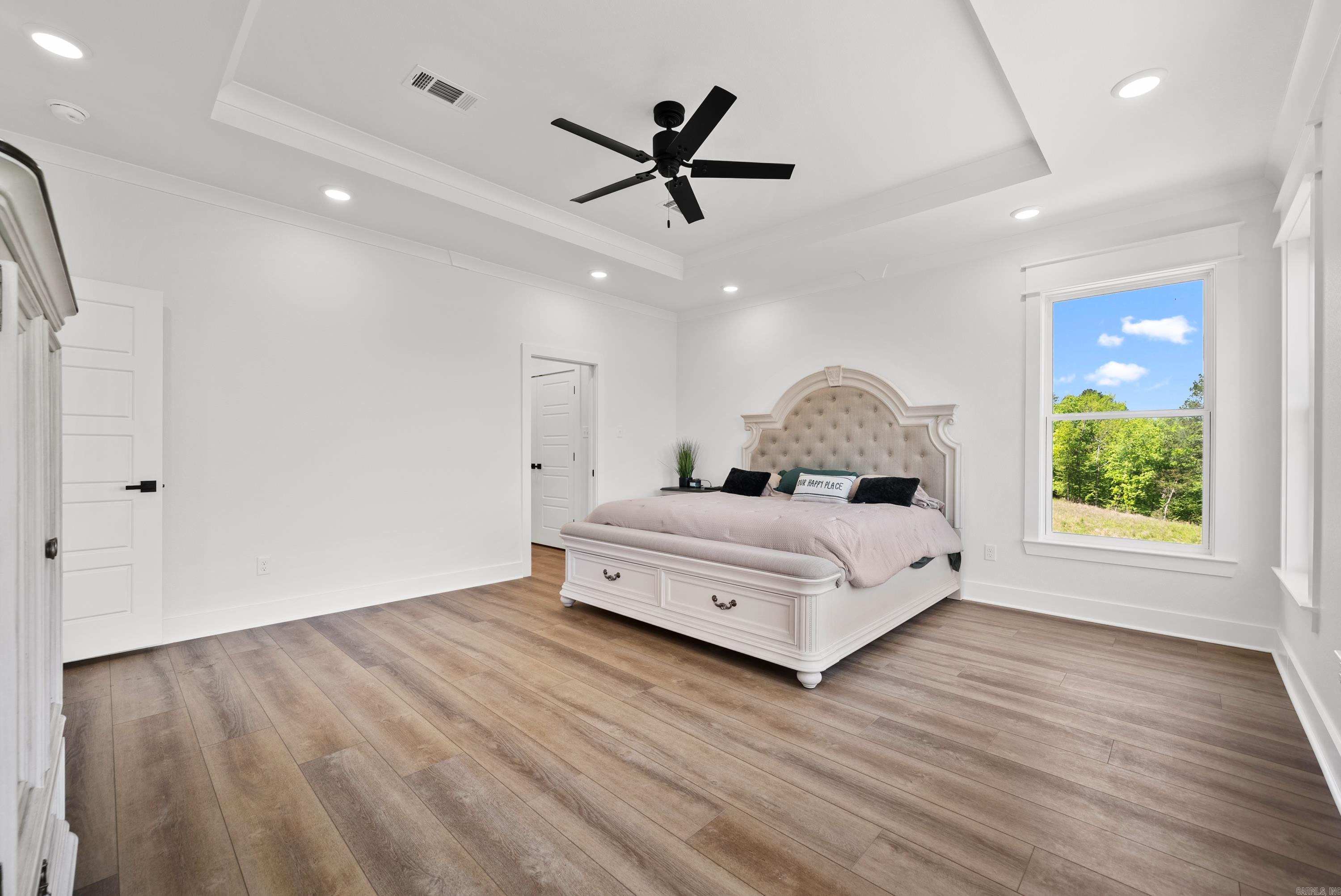 Lake Forest Shores - Residential